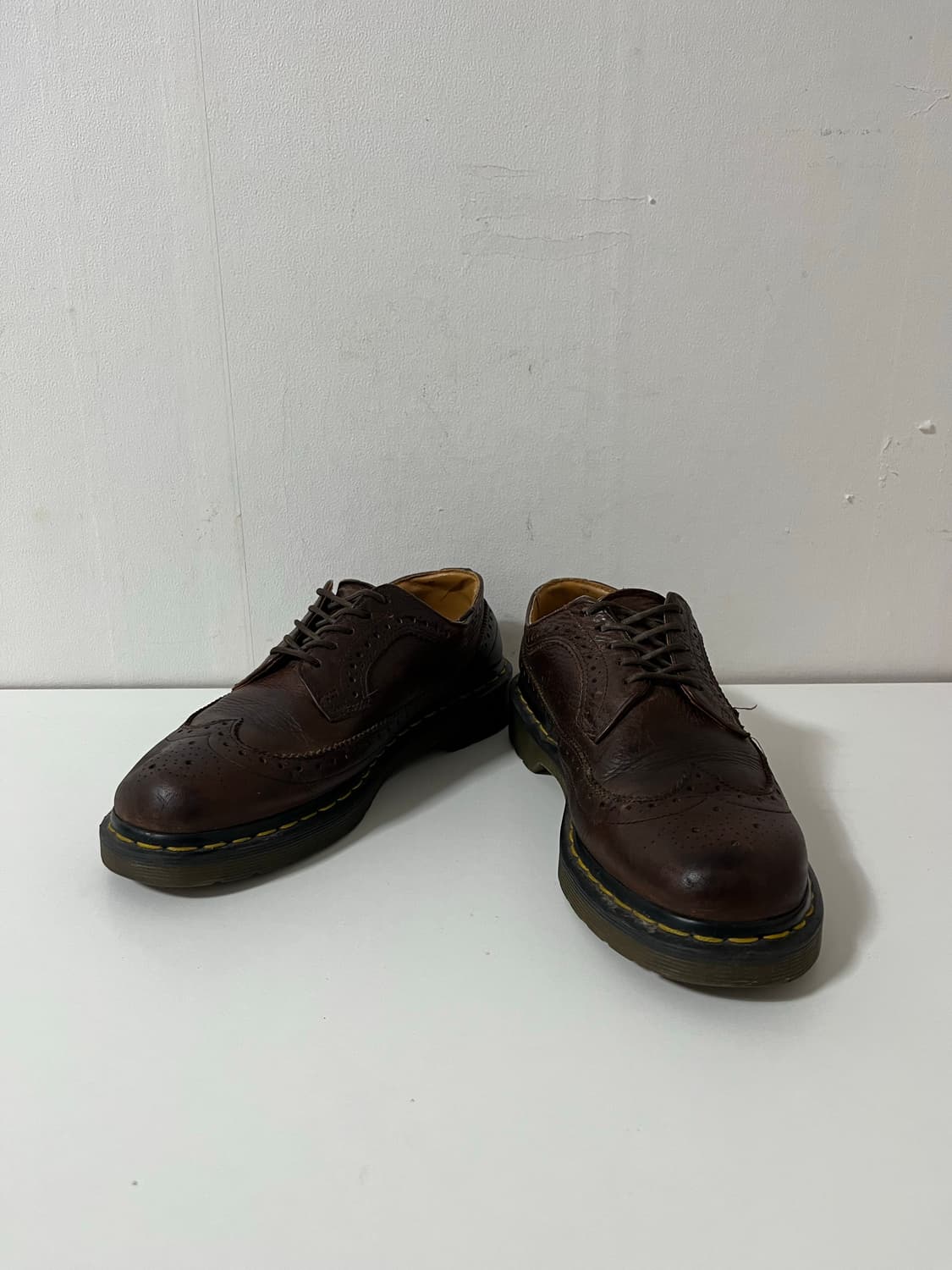 250 닥터마틴 브라운 윙팁 5홀 워커 정품 상품이미지1