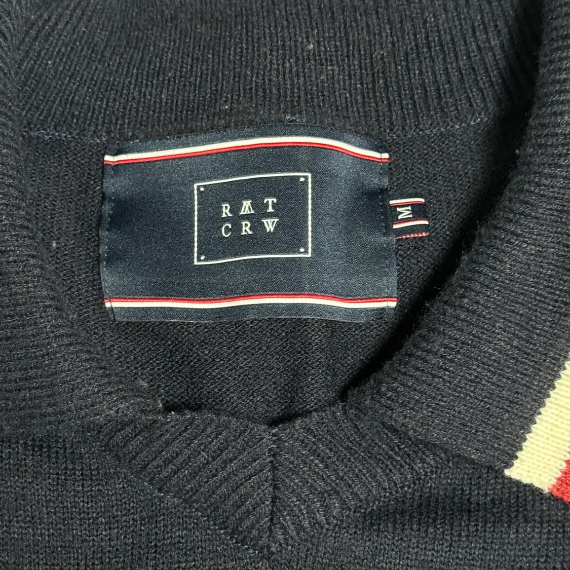 로맨틱크라운 오버핏 니트 카라 상품이미지4