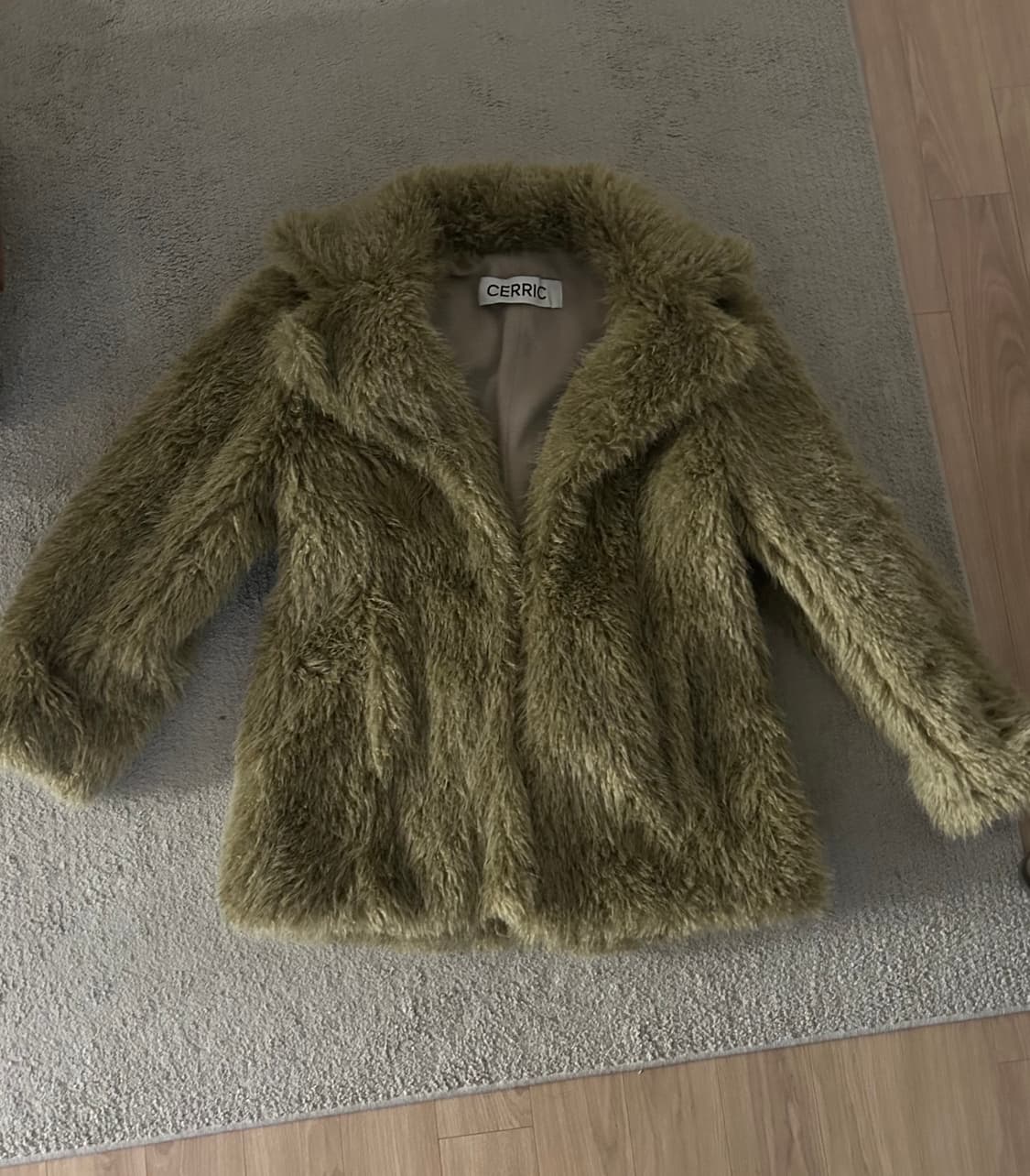 CERRIC BIG COLLAR FUR JACKET 세릭 퍼자켓 상품이미지4