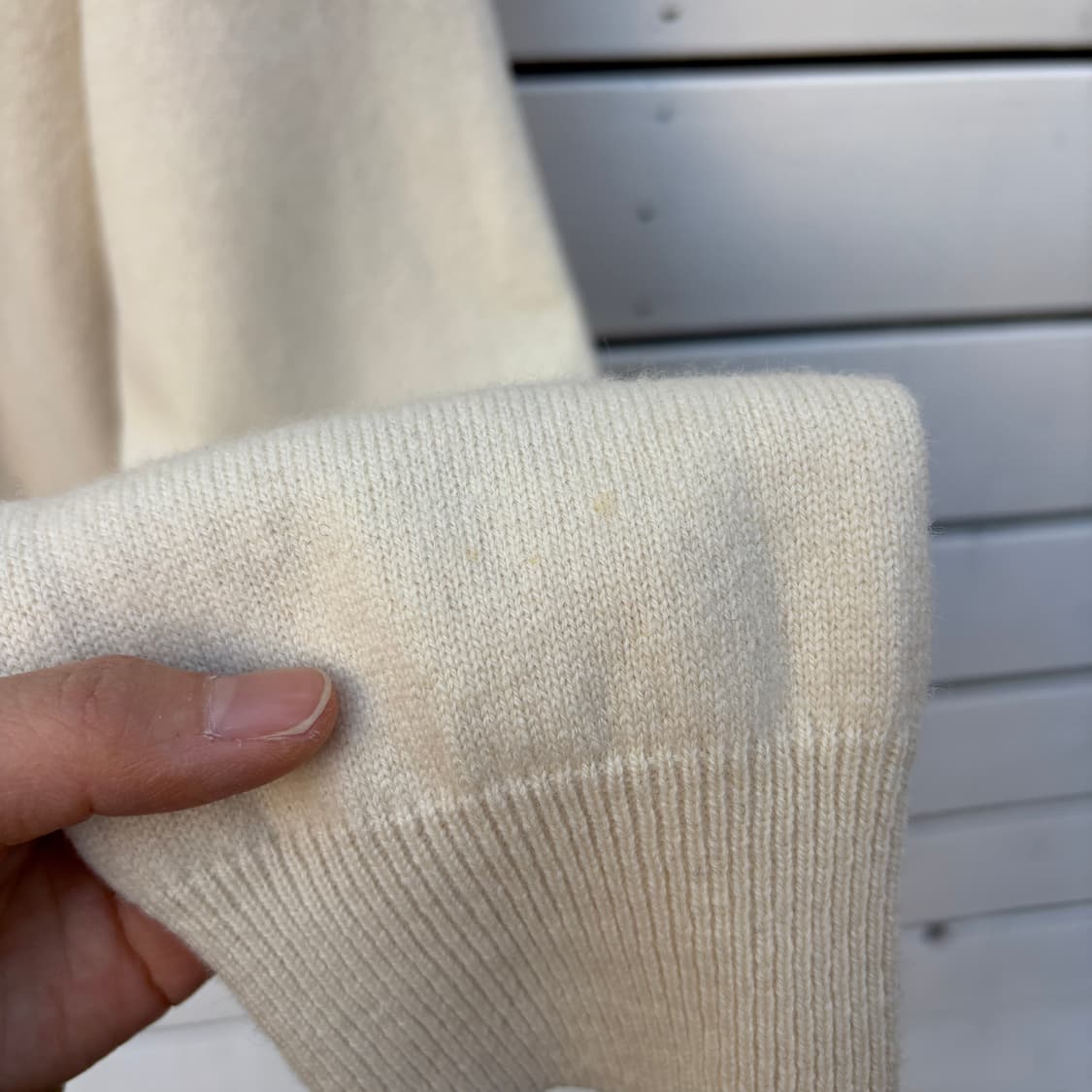 Comme des Garcons 꼼데가르송 울 브이넥 니트 상품이미지5