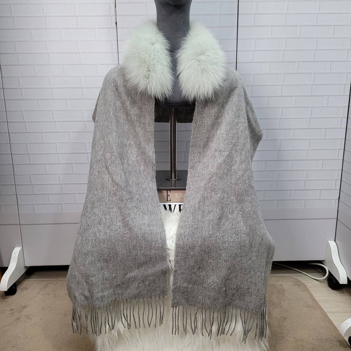 한섬 오즈세컨 폭스퍼 넥원머 머플러 목도리 스카프 프리 사이즈 상품이미지3