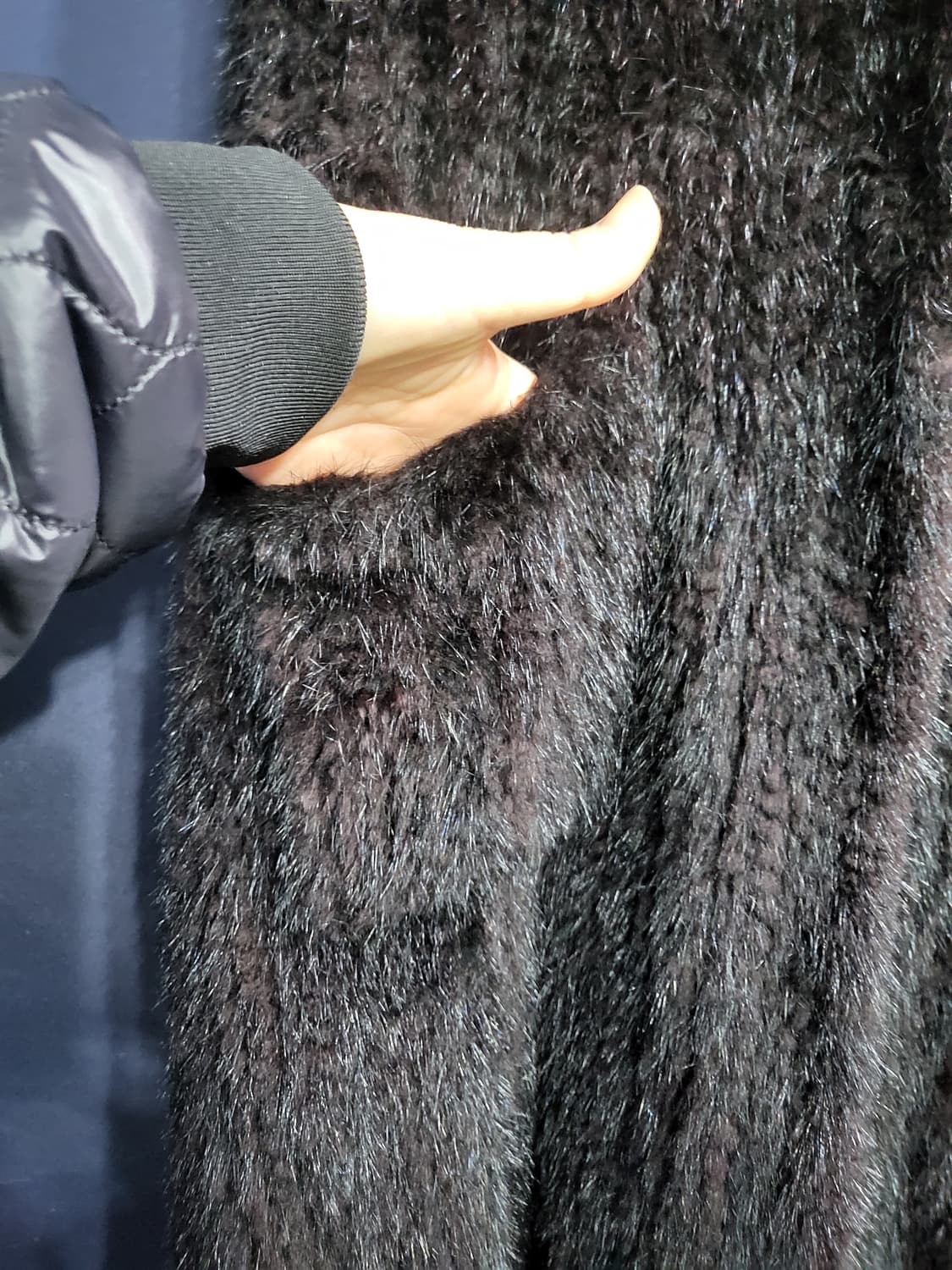 데시데 후드 밍크 롱베스트 상품이미지4