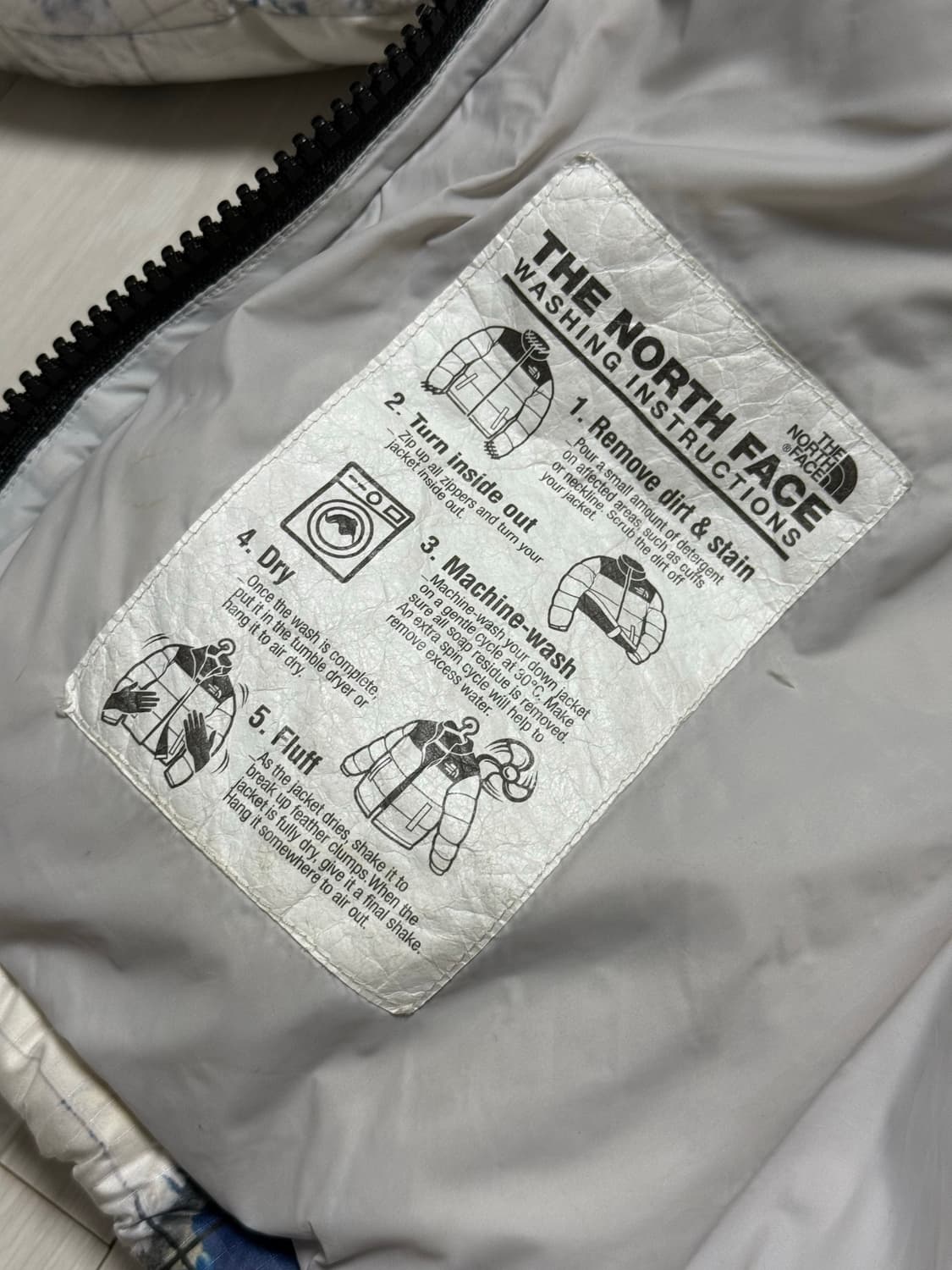 노스페이스 화이트라벨 노벨티 눕시 지구본 상품이미지3