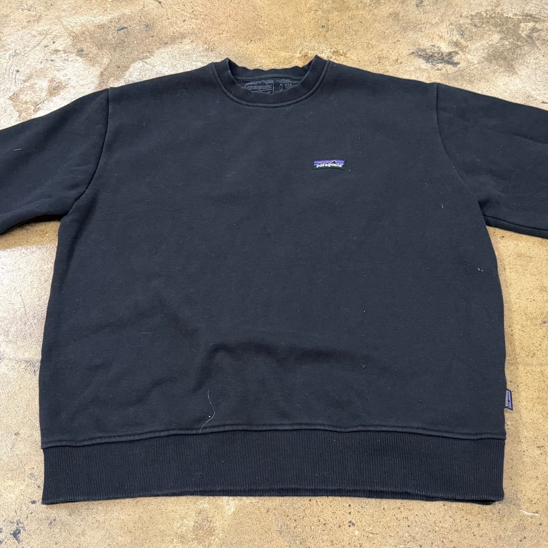[정품/L] 파타고니아 블랙 맨투맨 티셔츠 b16 상품이미지3