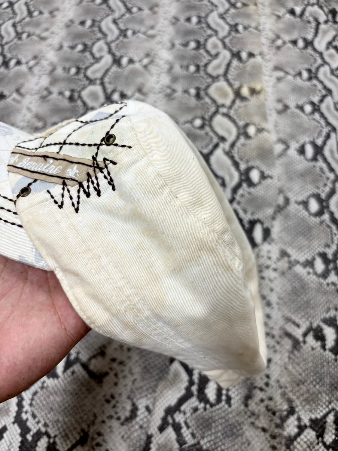 “Vintage” White Cross Patch Cap 상품이미지3