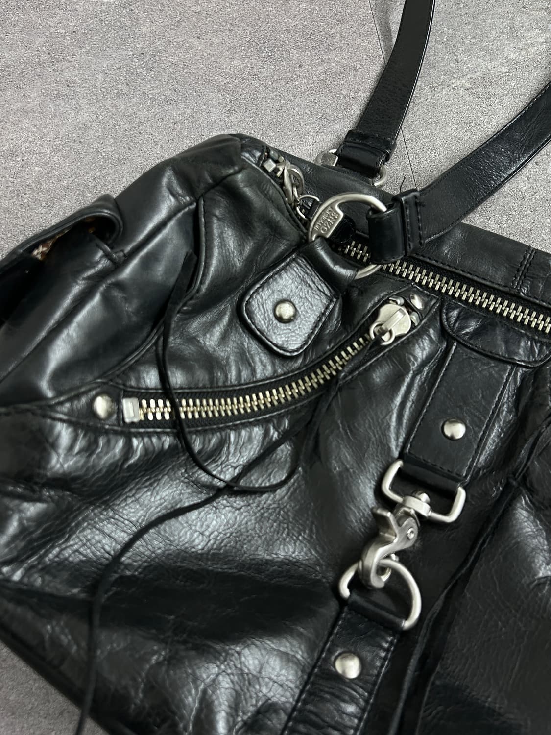 00‘s Enzo Angiolini 레더 멀티 지퍼 백 상품이미지2