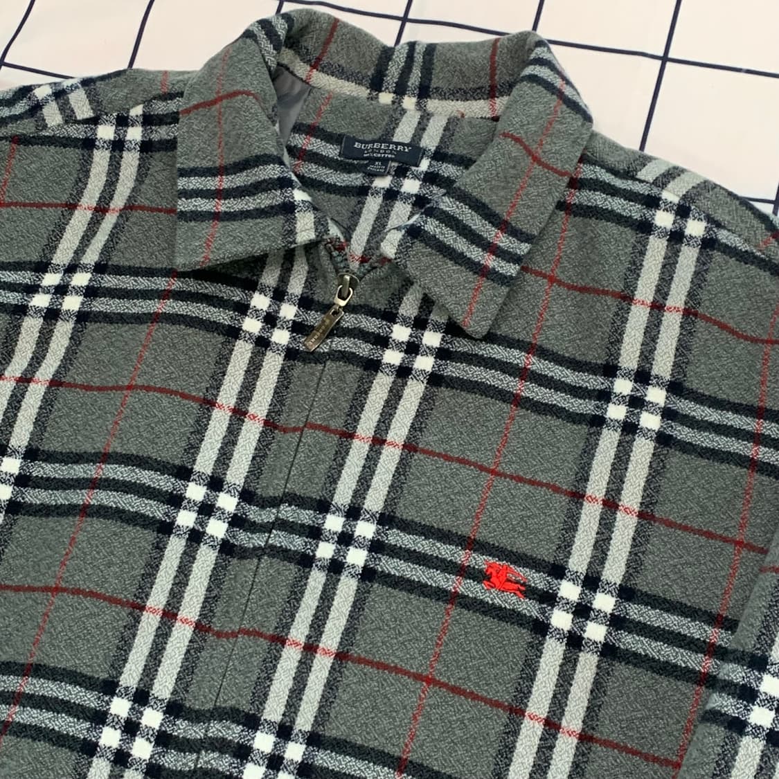 버버리 노바체크 울자켓(정품) 상품이미지4