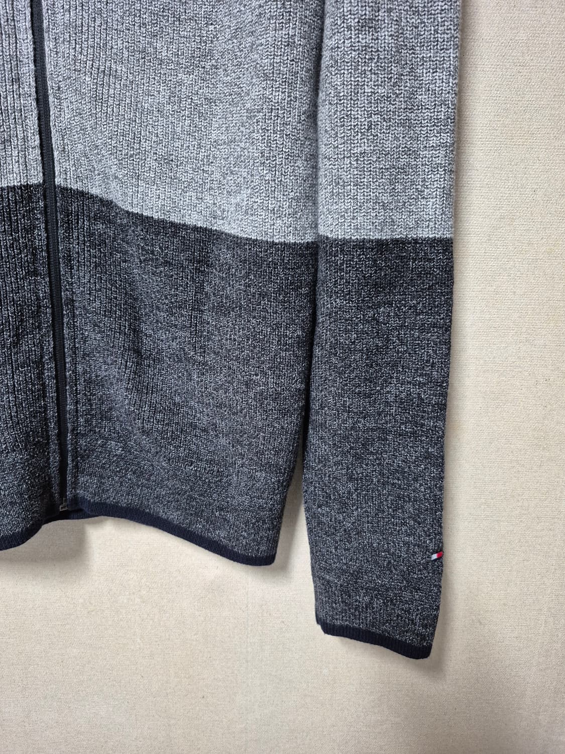 타미힐피거 스트라이프 집업 가디건 상품이미지4