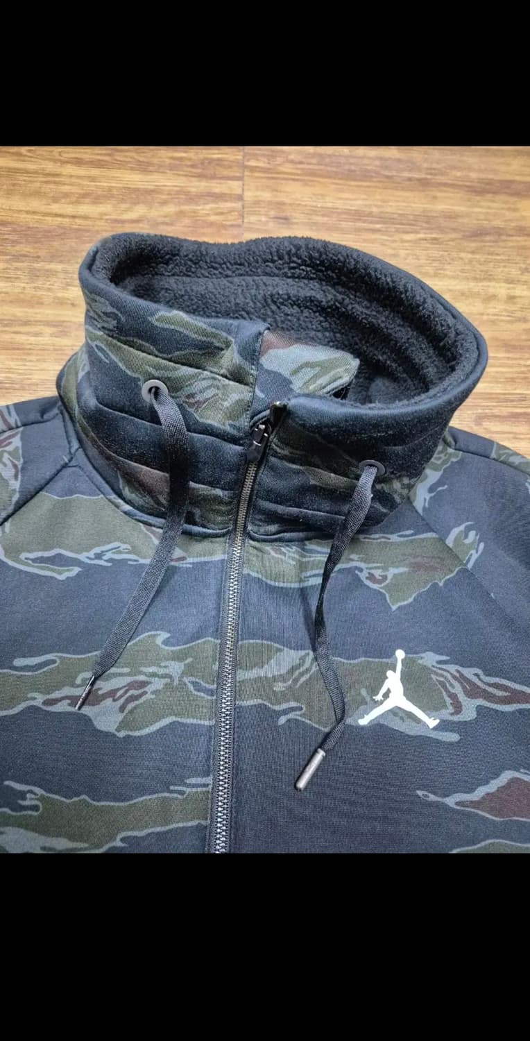 나이키조던 플리스 아노락탑 상품이미지3