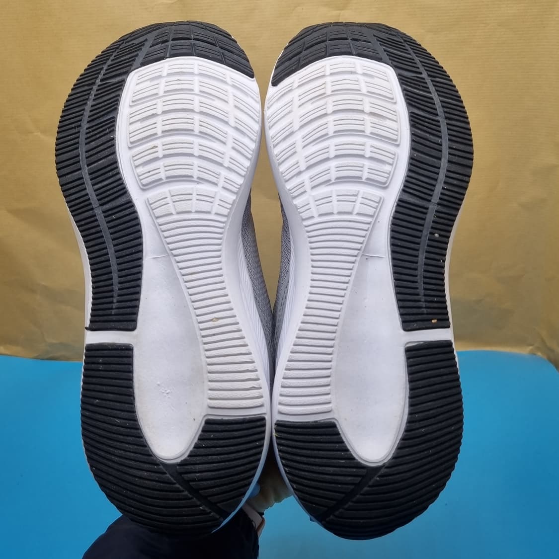 월드컵 글로브런 W 운동화 250 상품이미지3