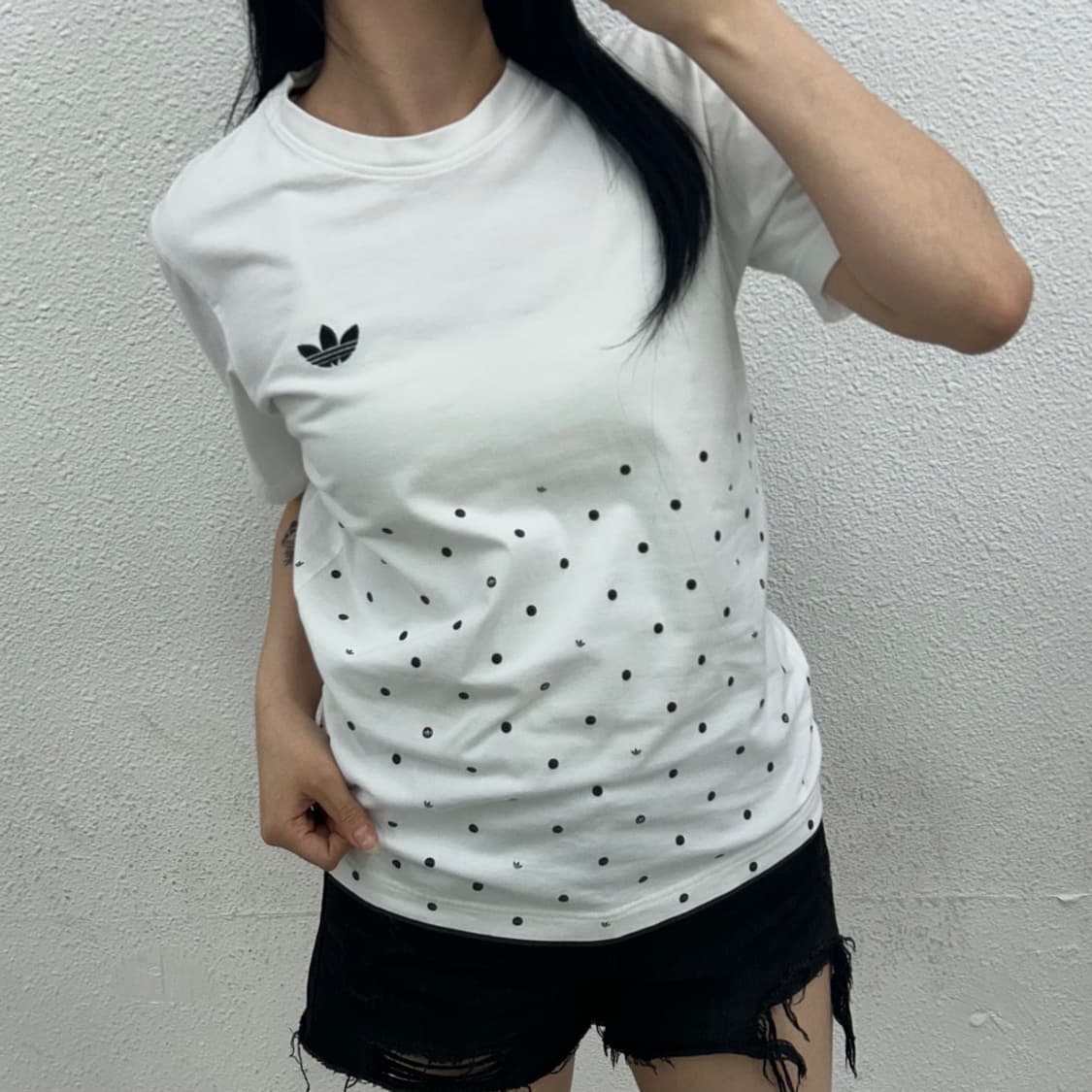 아디다스 도트패턴 화이트 반팔 90 상품이미지1