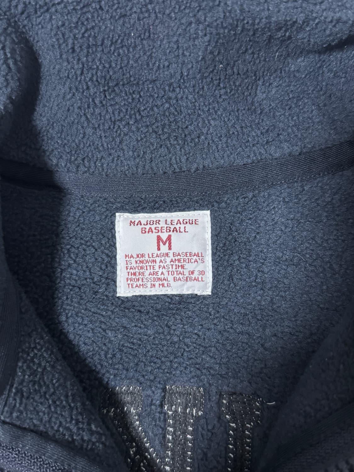 유니클로 mlb 뉴욕 양키즈 플리스 반집업 상품이미지6