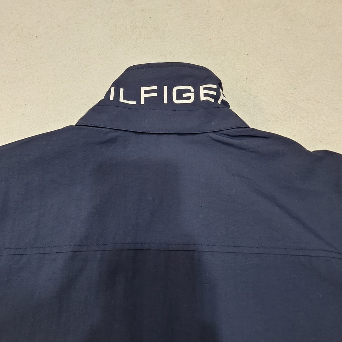 타미힐피거  바람막이M 상품이미지4