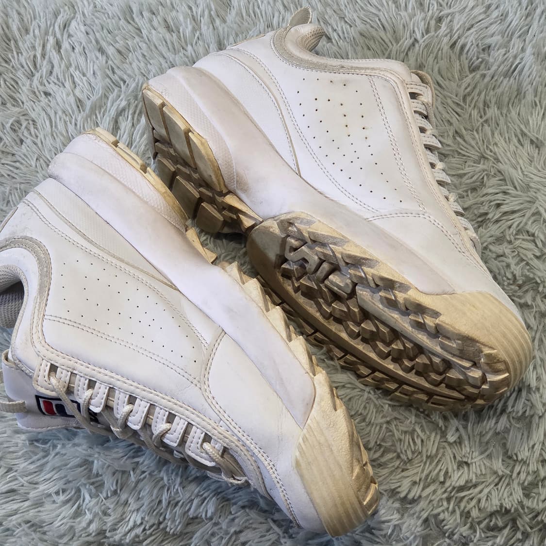 6q-22:휠라 디스럽터 2 프리즘 로고 화이트 (260mm) 상품이미지6