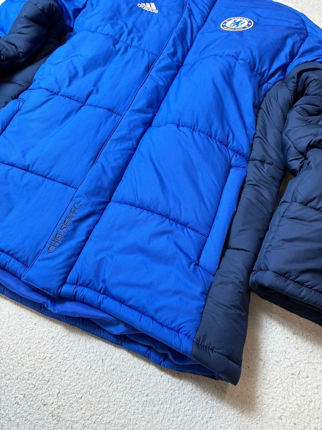 아디다스 00's 첼시 웰론 돕바 패딩 PN6736 상품이미지4