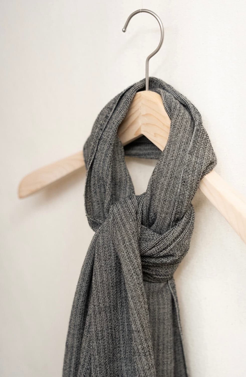 [새상품] 서스테인 보일드울 트위드 머플러 상품이미지1