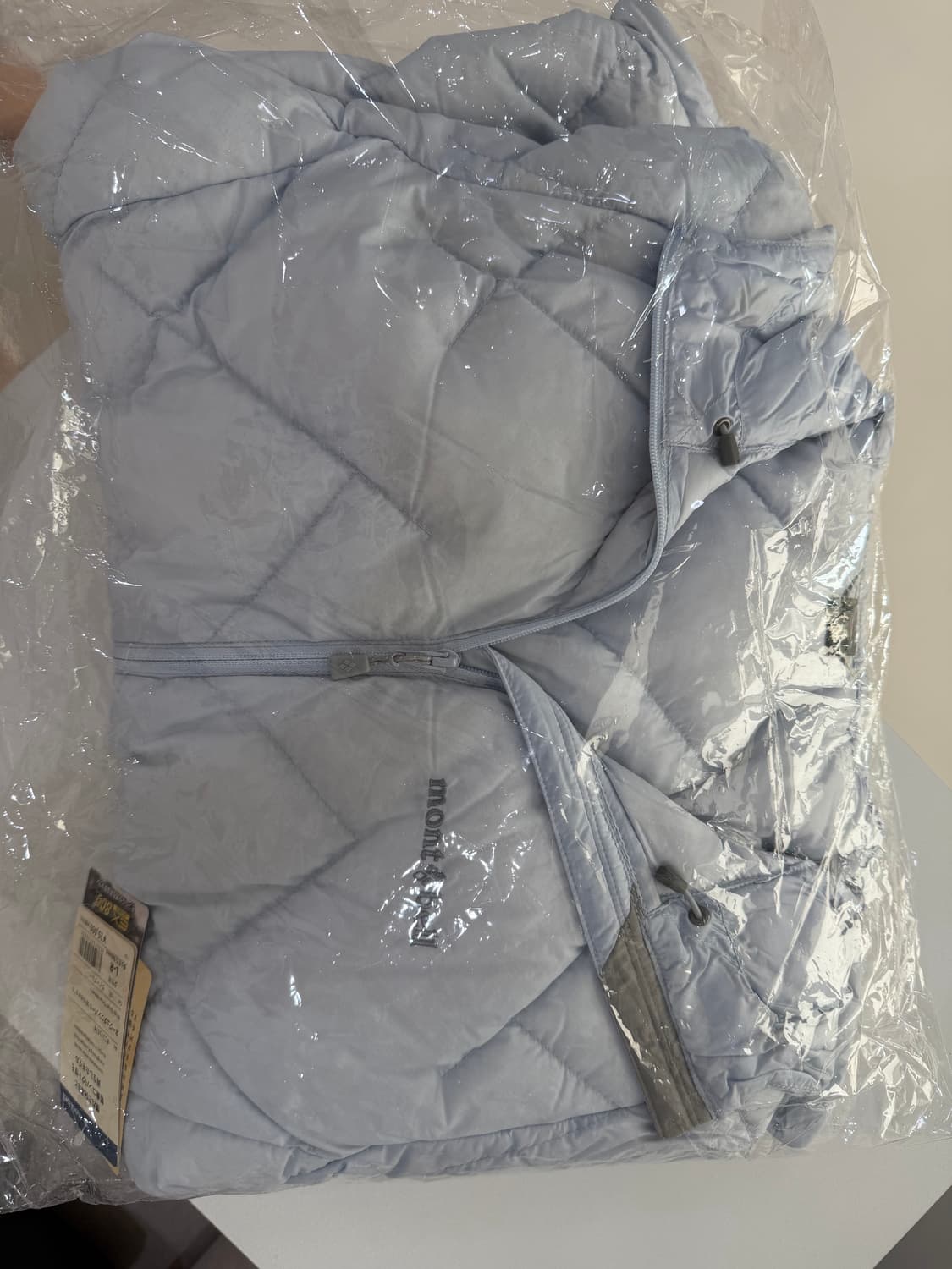 몽벨 네이지다운 라이트블루 (새상품) 상품이미지2