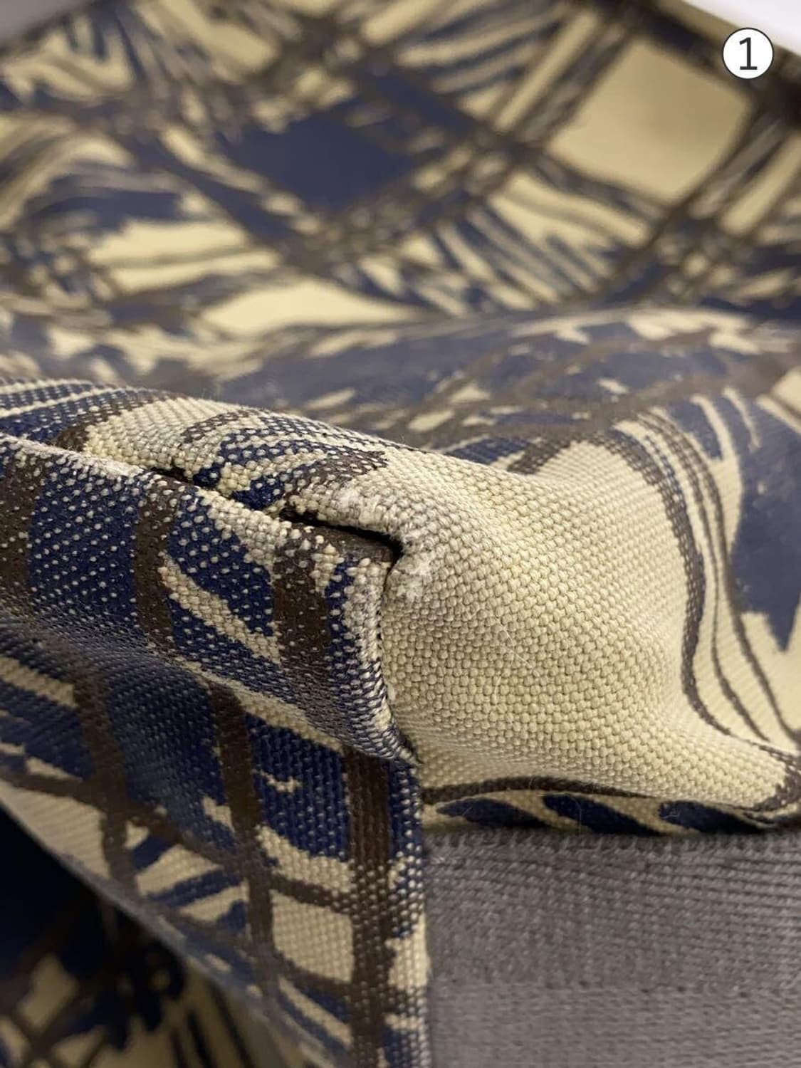 비비안 웨스트우드 캔버스 토트백 상품이미지8