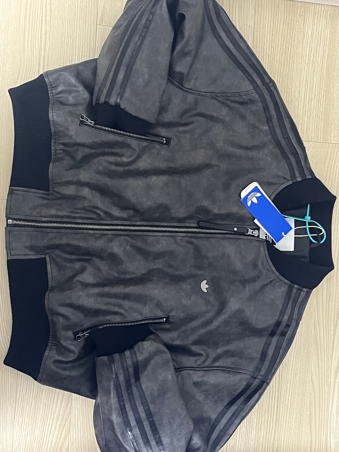 아디다스 레더 자켓 상품이미지1