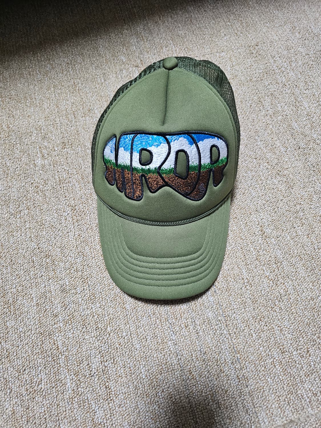 who decides war 트러커 햇 상품이미지1