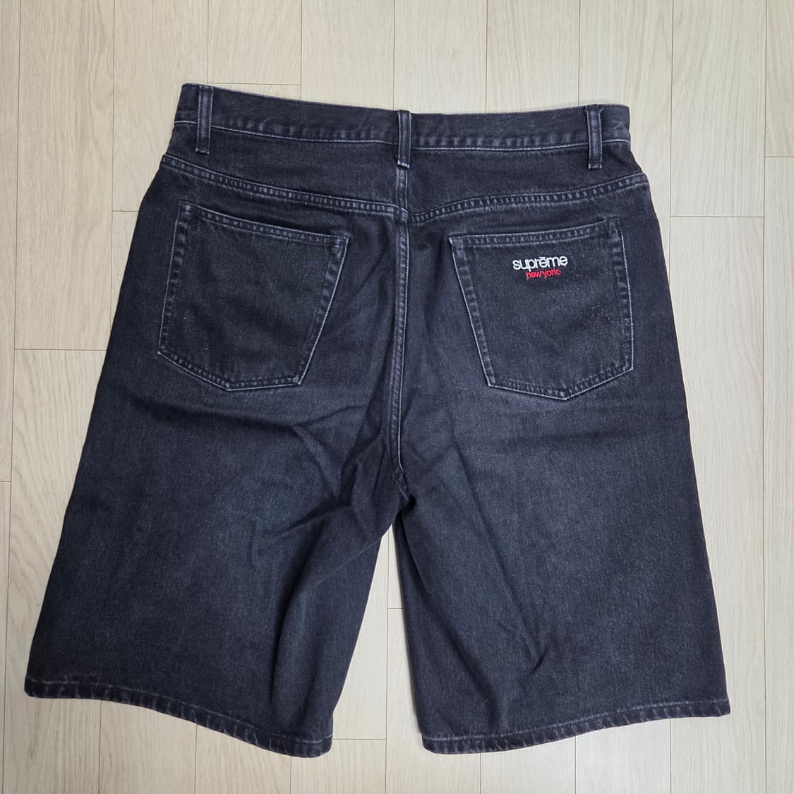 슈프림 배기진 쇼츠 상품이미지2