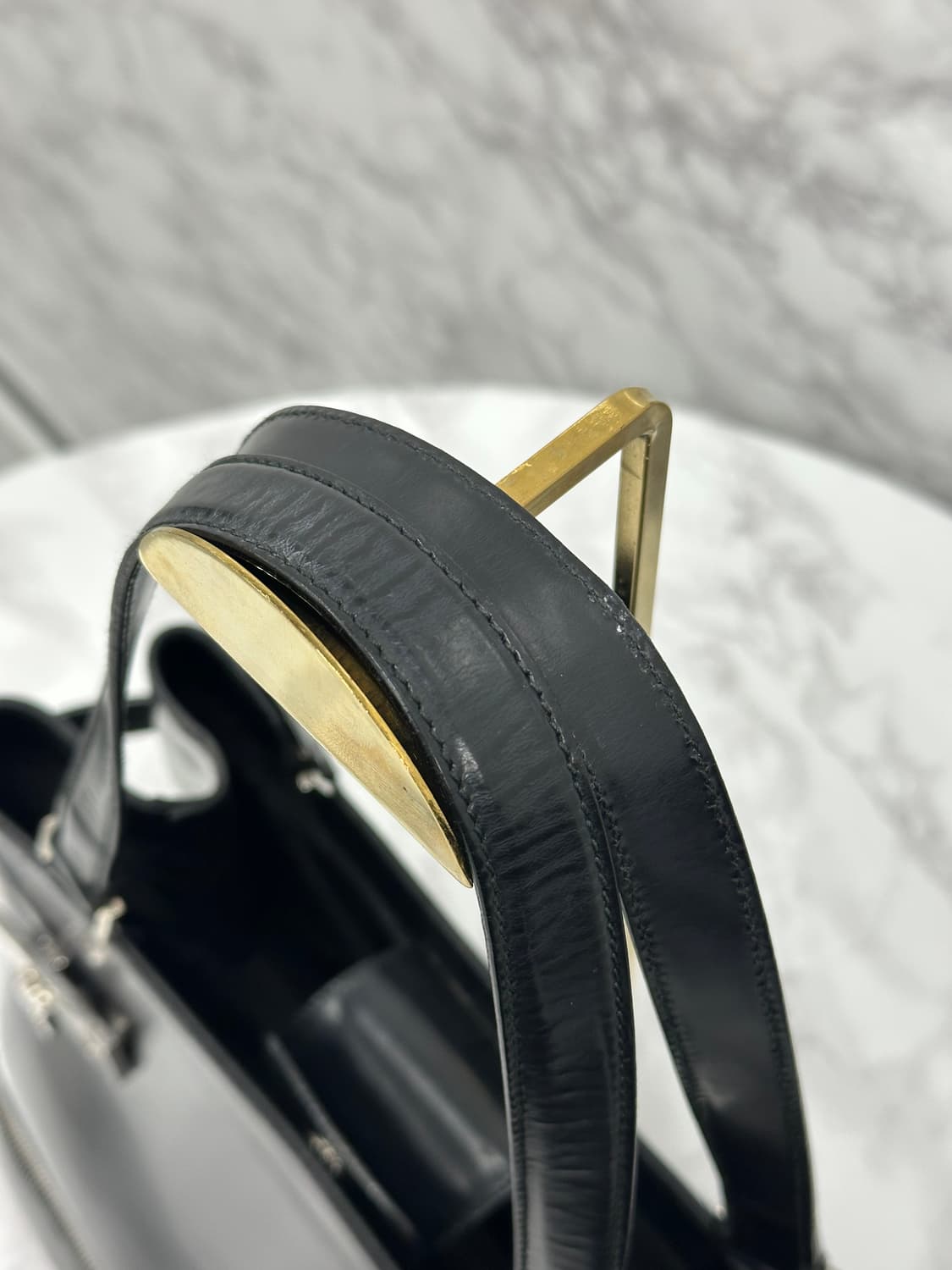 페레가모 간치니 레더 핸드백  상품이미지6