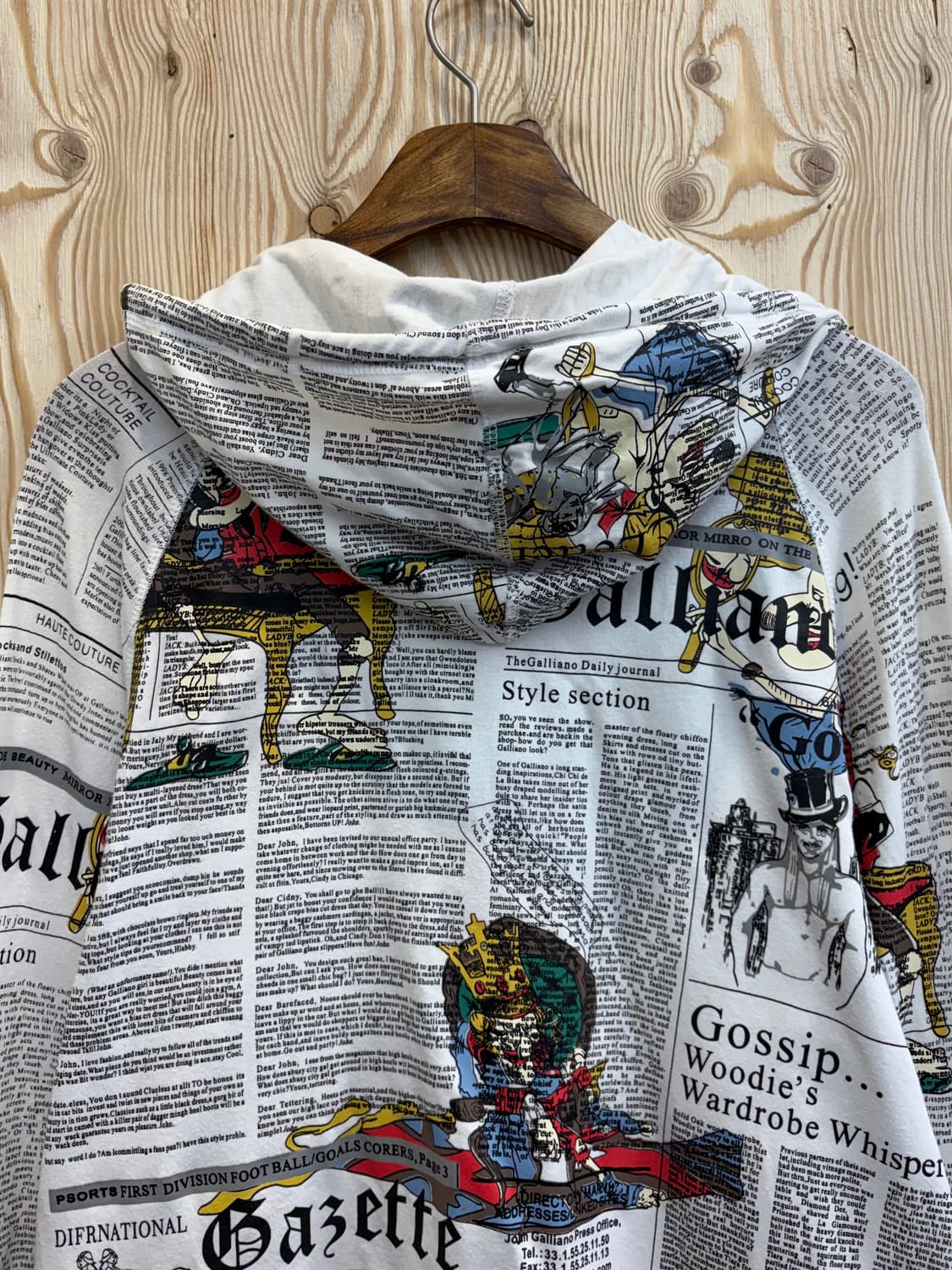 존 갈리아노 00s 뉴스페이퍼 프린트 후드집업 상품이미지4