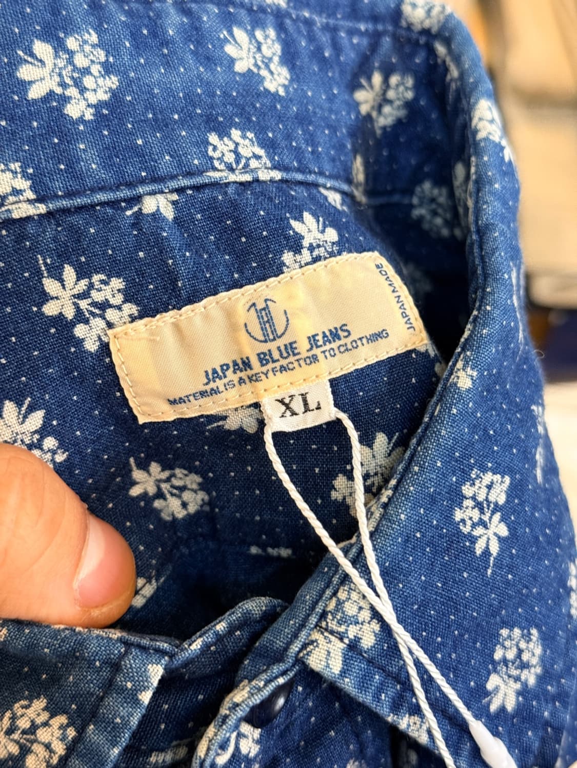 JAPAN BLUE JEANS 일본생산 블루닷 플로럴 프린팅 셔츠 XL 상품이미지5