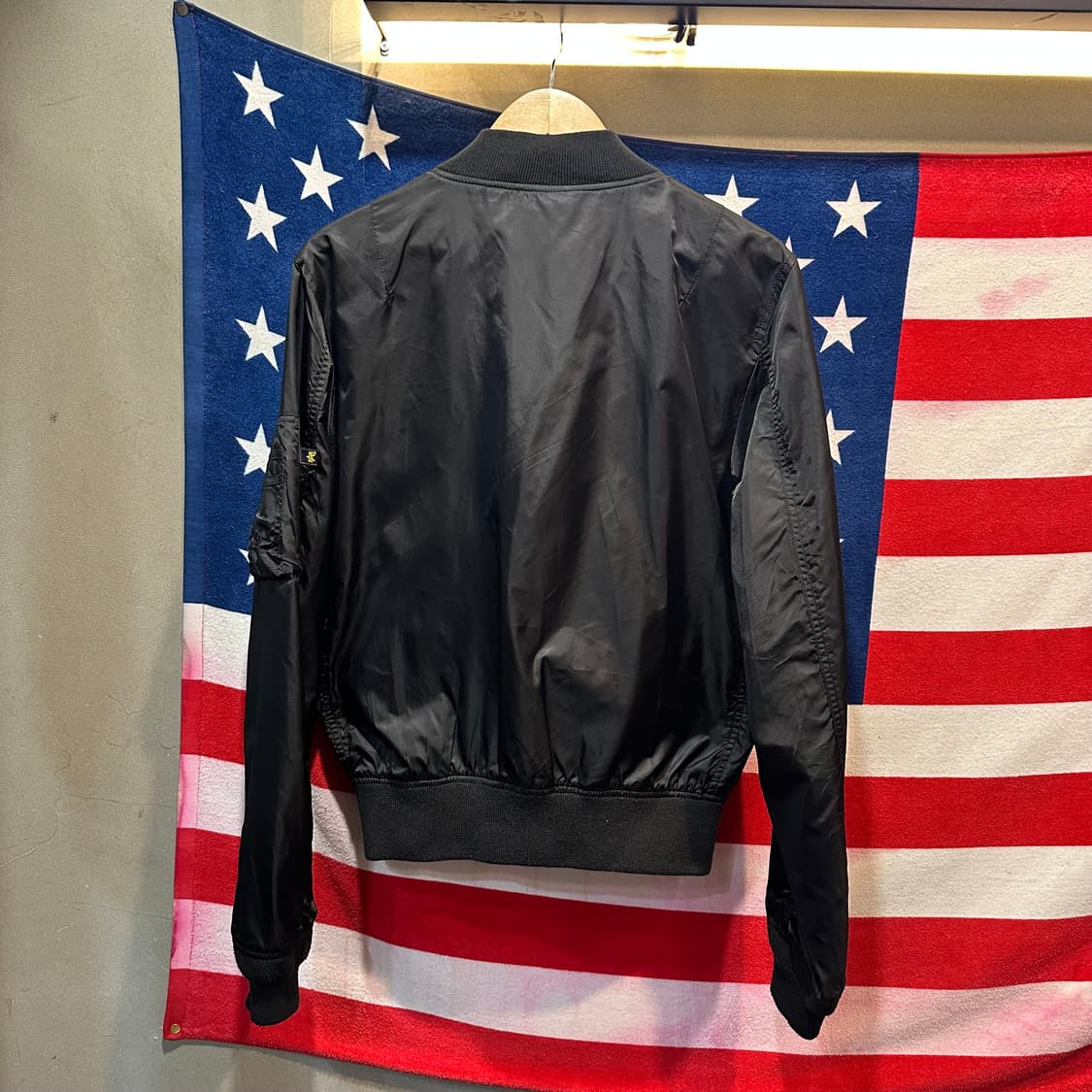 알파 인더스트리 항공점퍼 상품이미지2