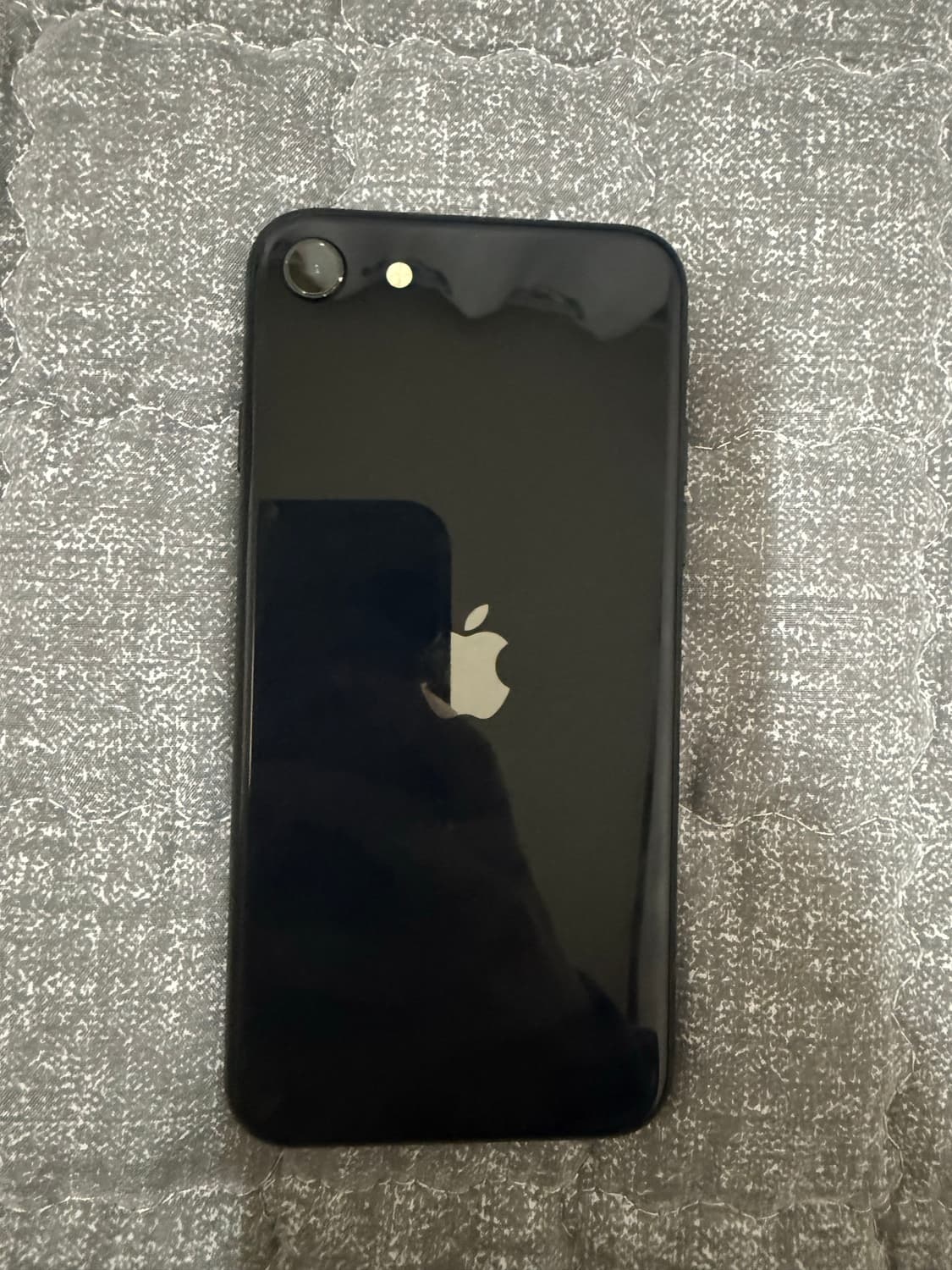 아이폰 se3 블랙 128gb 상품이미지1