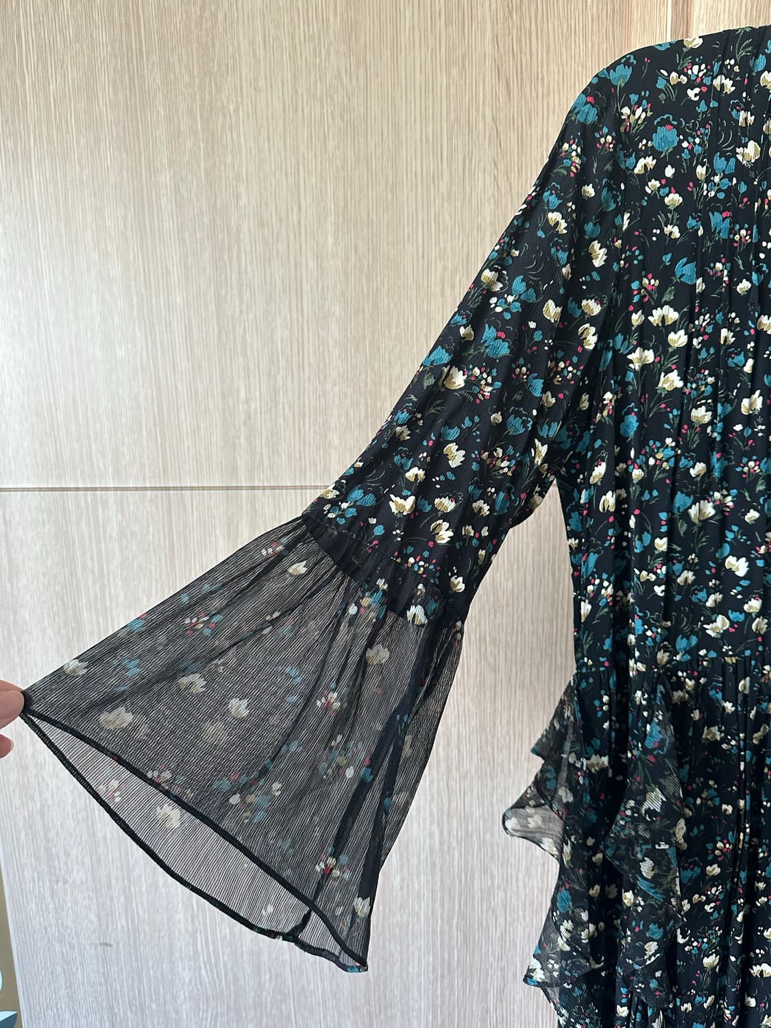 ZARA 자라 베이직 컬렉션 플라워 원피스 S사이즈 상품이미지4