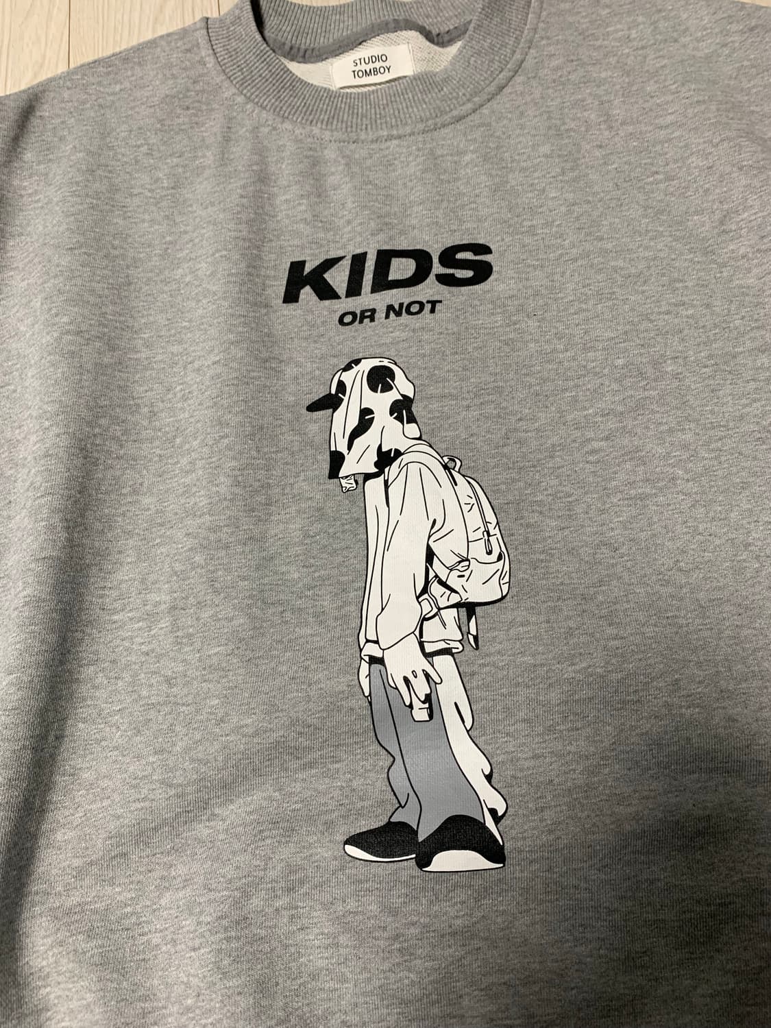 스튜디오 톰보이 KIDS 그래픽 맨투맨 티셔츠 상품이미지2