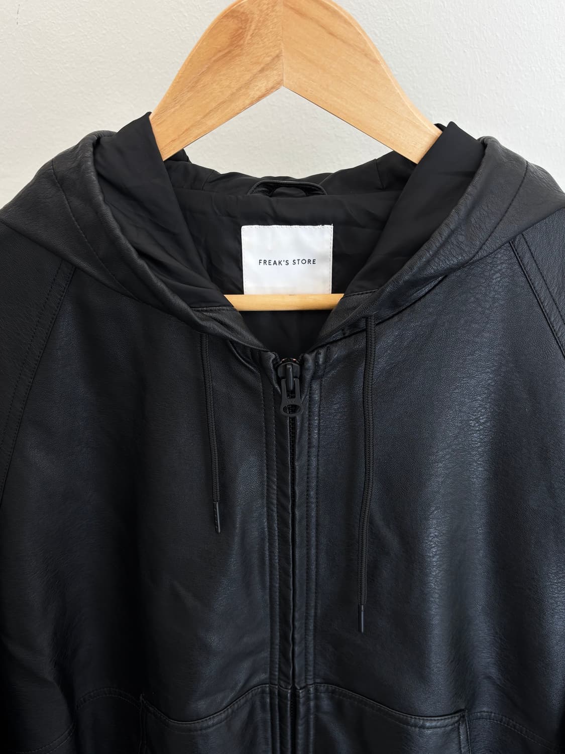 프릭스스토어 가죽 후드 자켓 상품이미지3