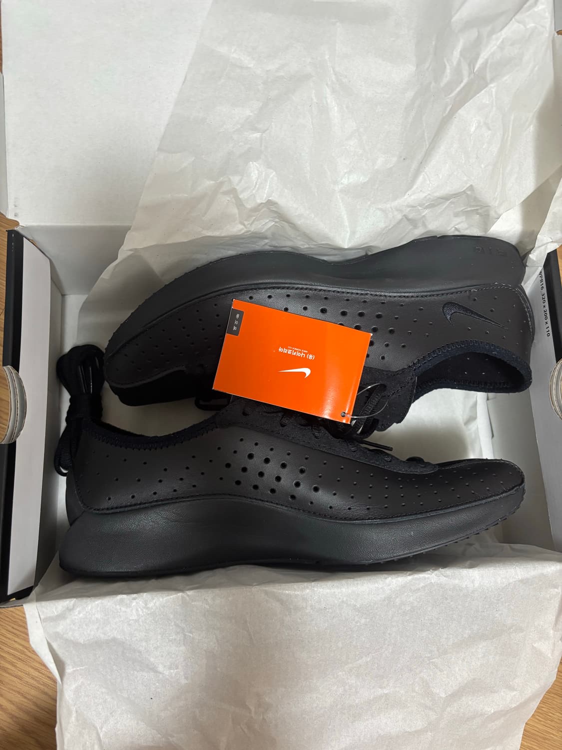 [새상품] 나이키 에어 슈퍼플라이 블랙 265-280 상품이미지1