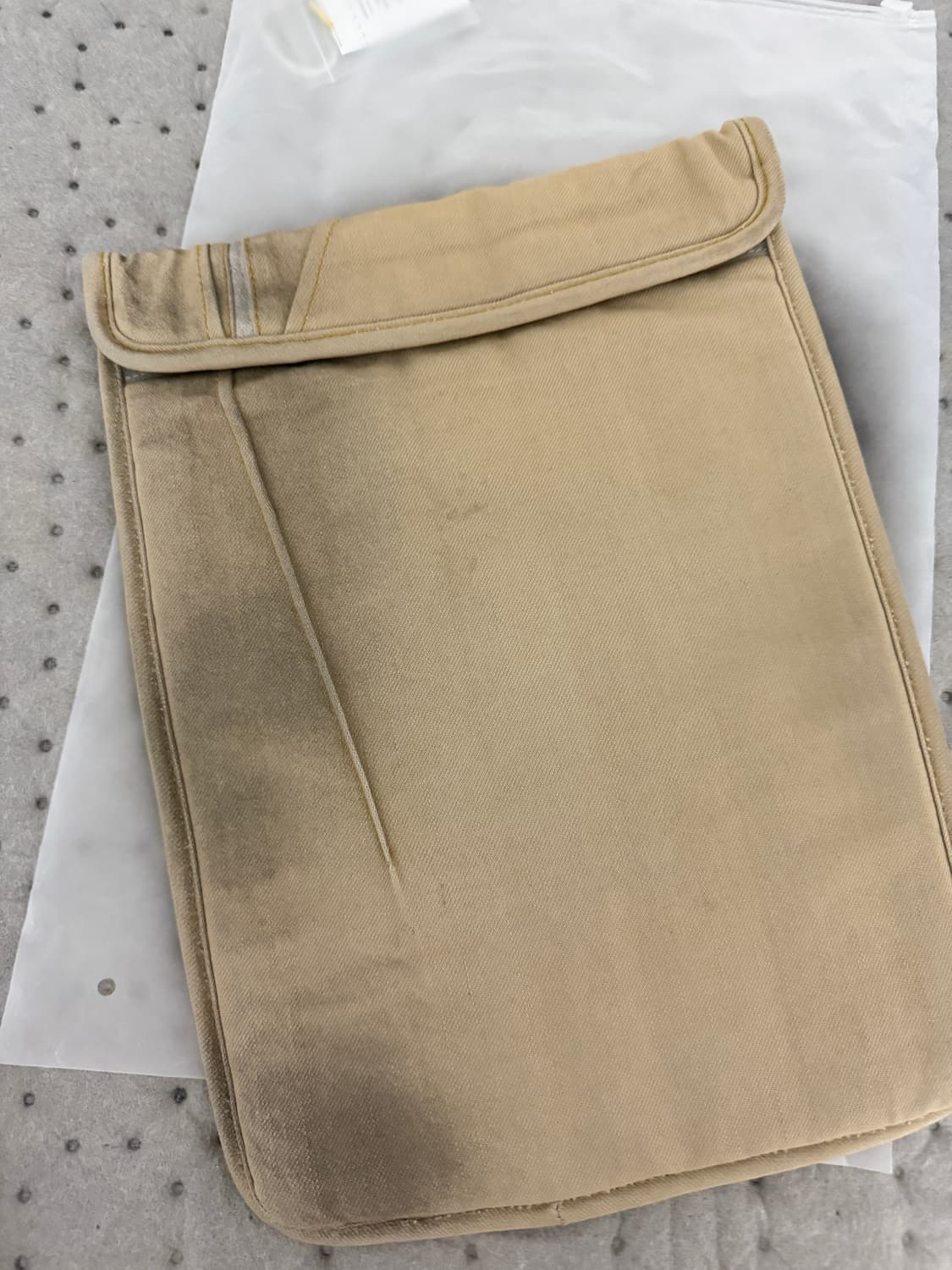 XLIM EP6 LAPTOP SAND BEIGE 13-14인치 상품이미지2