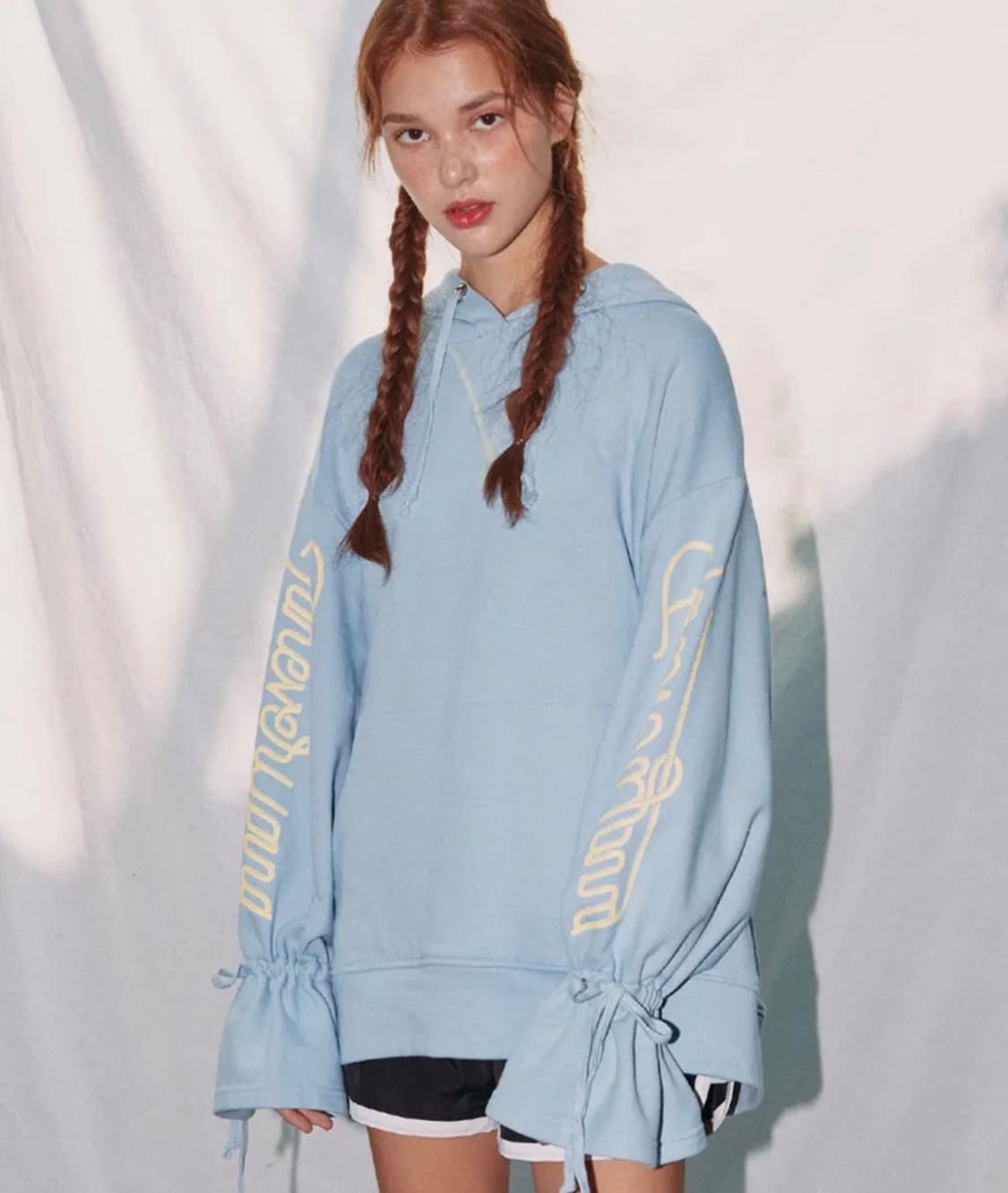 EYEEYE 백슬릿 후드 티셔츠 스카이블류 상품이미지1