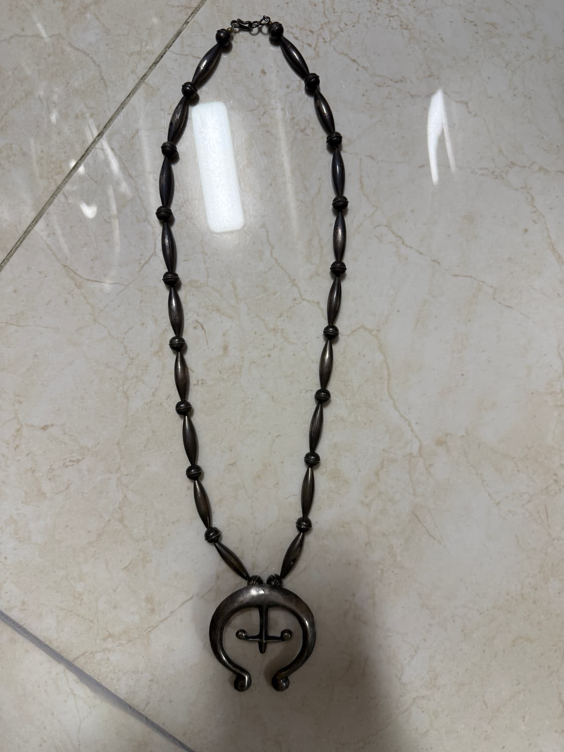 캐피탈 나자 목걸이 상품이미지1