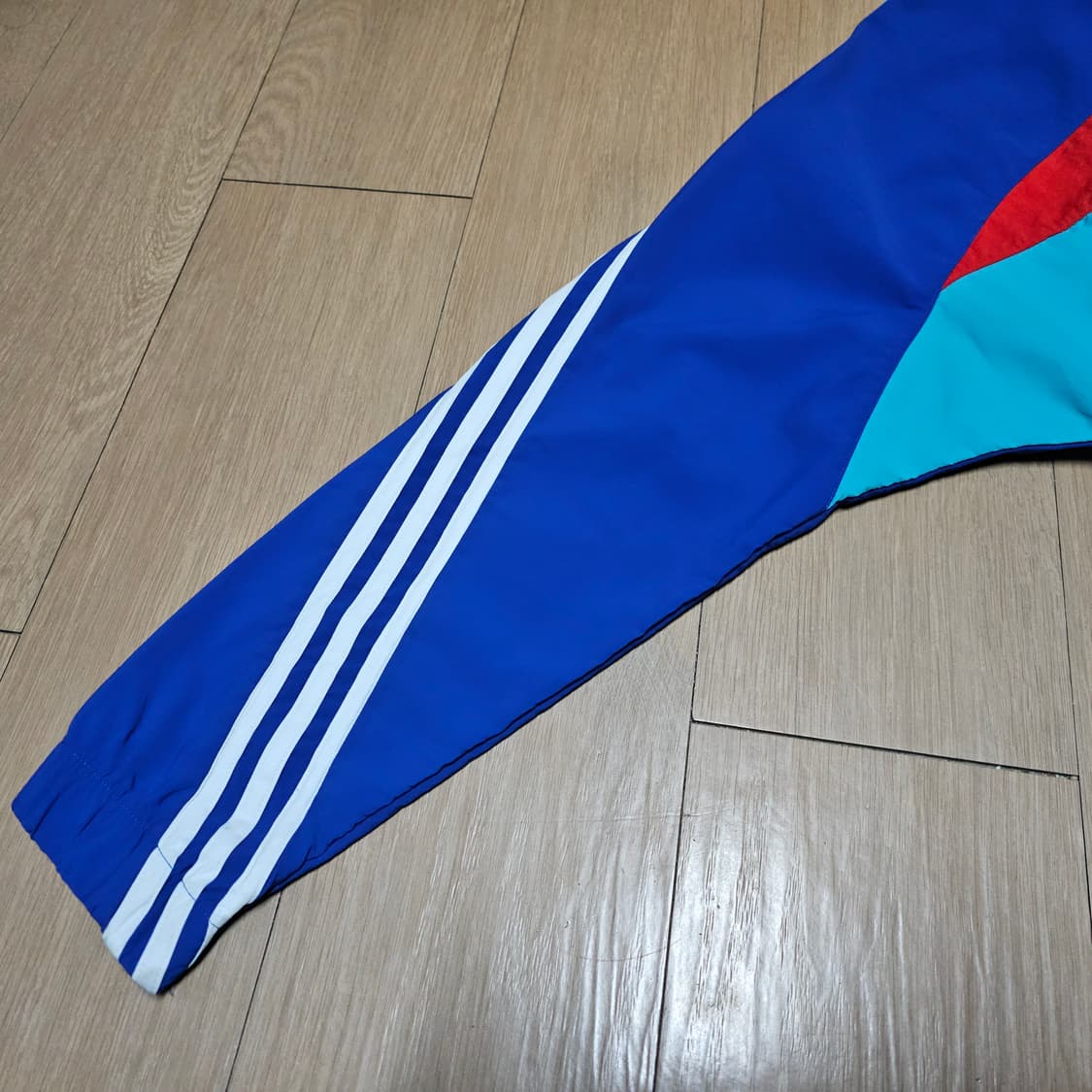 아디다스 오프센터 윈드브레이커 남성자켓 95 상품이미지5