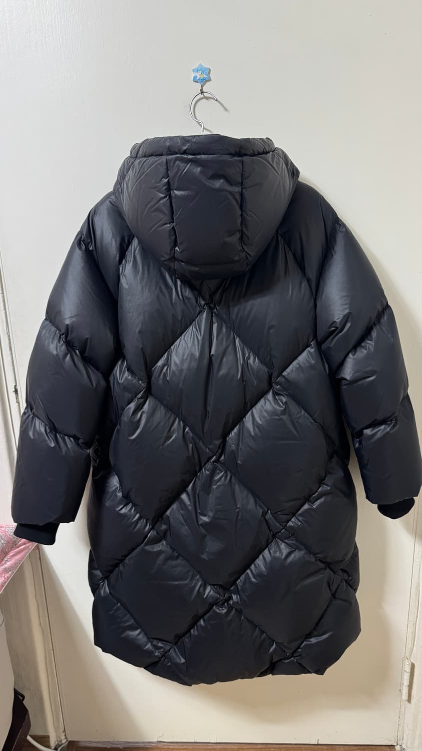 새상품) 위뜨 다이아 퀄팅 롱다운 블랙 XS 상품이미지5