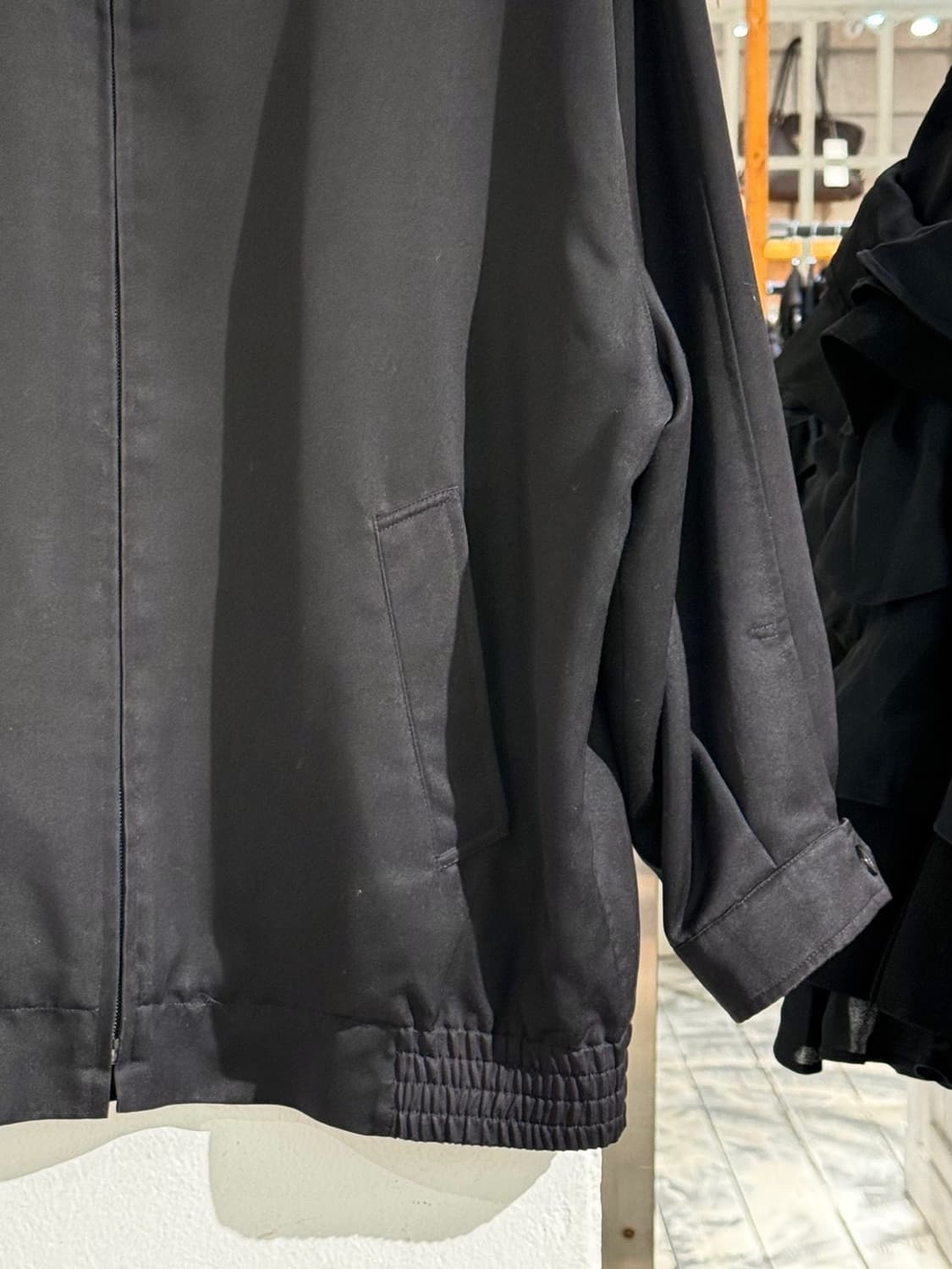 버버리 블랙 클래식 레이온 블루종 자켓 상품이미지5