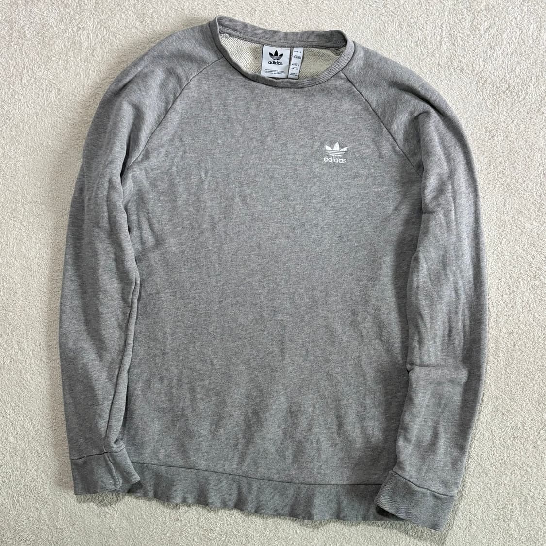 아디다스 파이어버드 그레이 스몰로고 맨투맨 상품이미지1