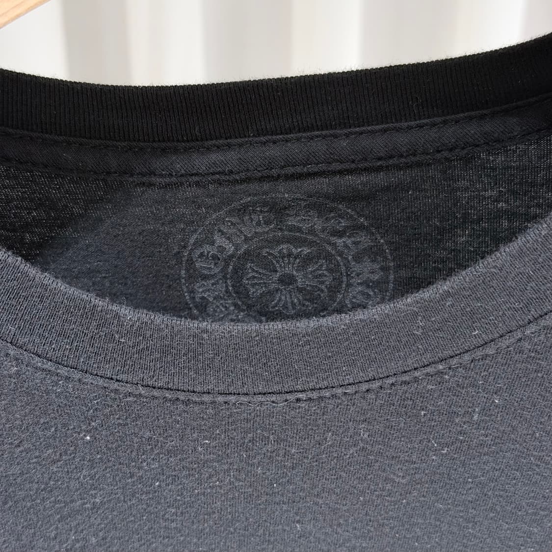 (A / L) / 크롬하츠 스크롤 로고 블랙 롱슬리브 상품이미지2