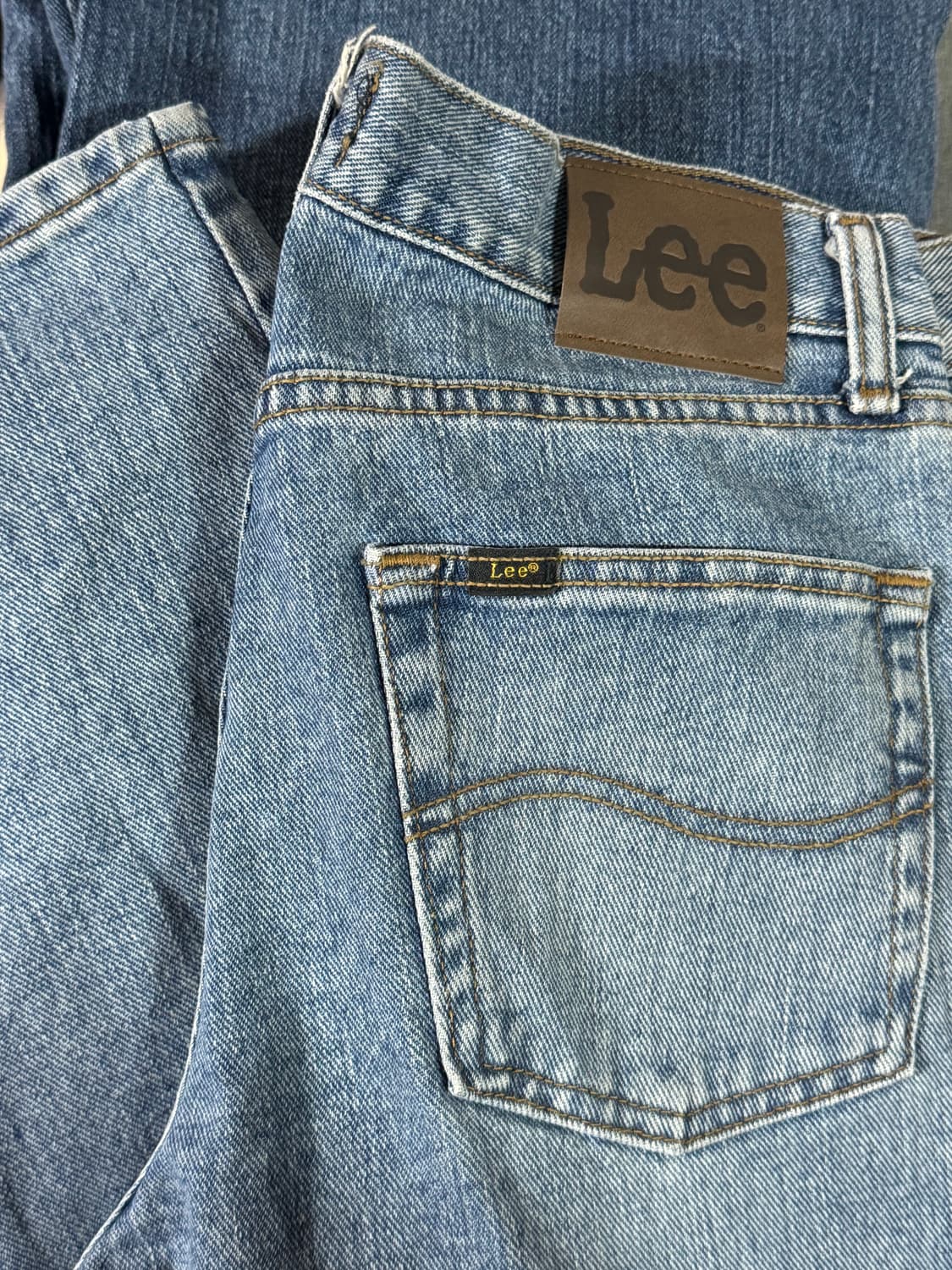 Lee 연청 레귤러 핏 워싱 데님 팬츠 상품이미지4