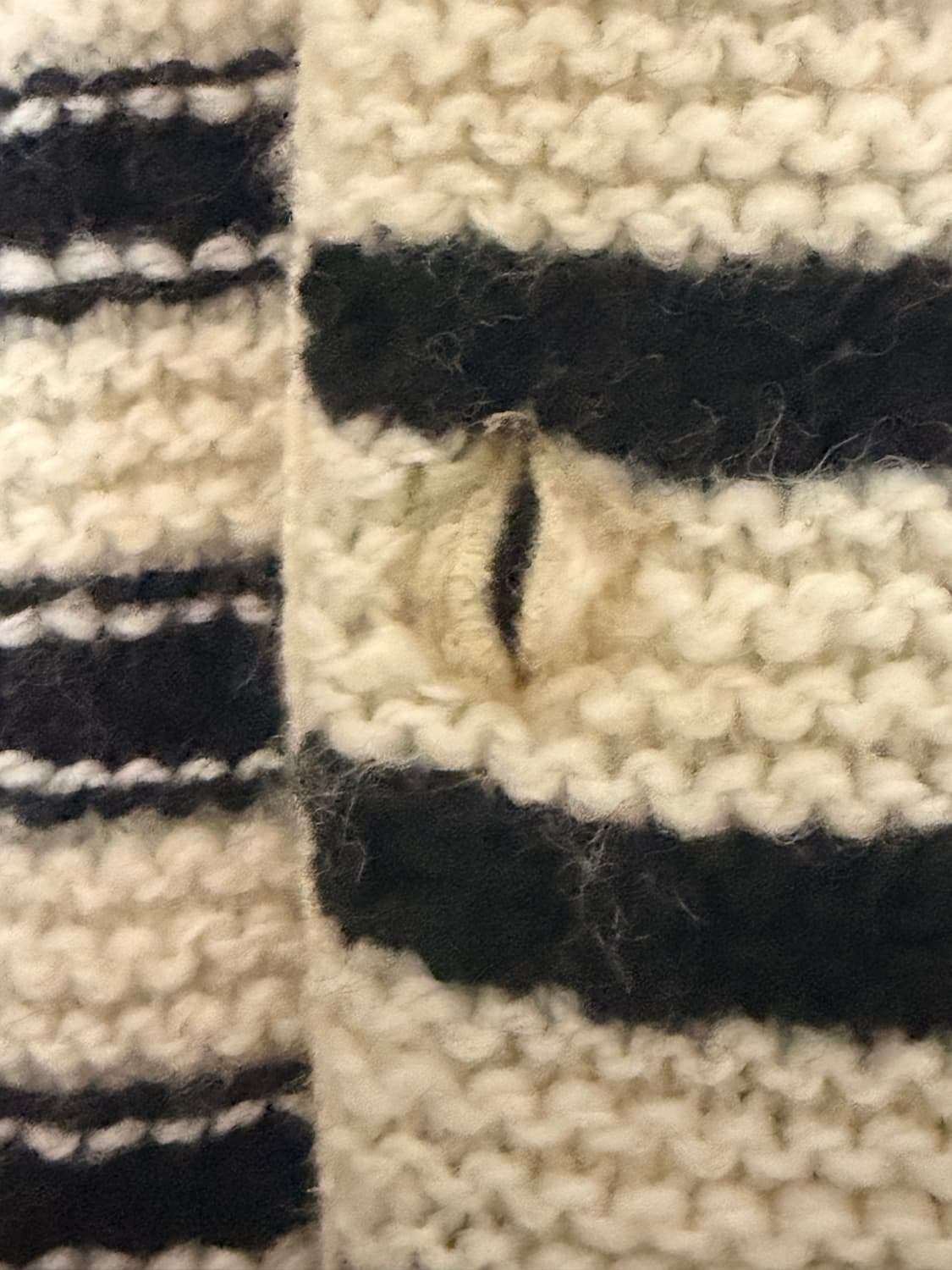 STU / 라운드 넥 스트라이프 가디건 / 아이보리 상품이미지4