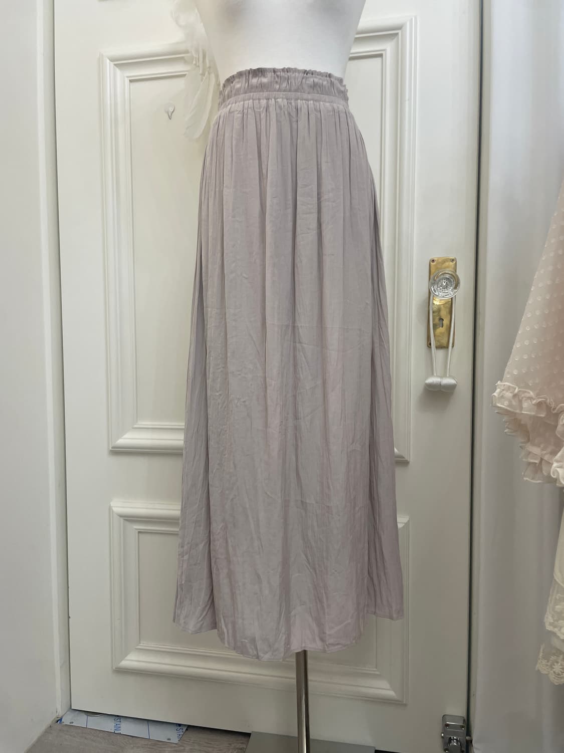 sheer gray wrinkle banding skirt(size-F) 상품이미지5