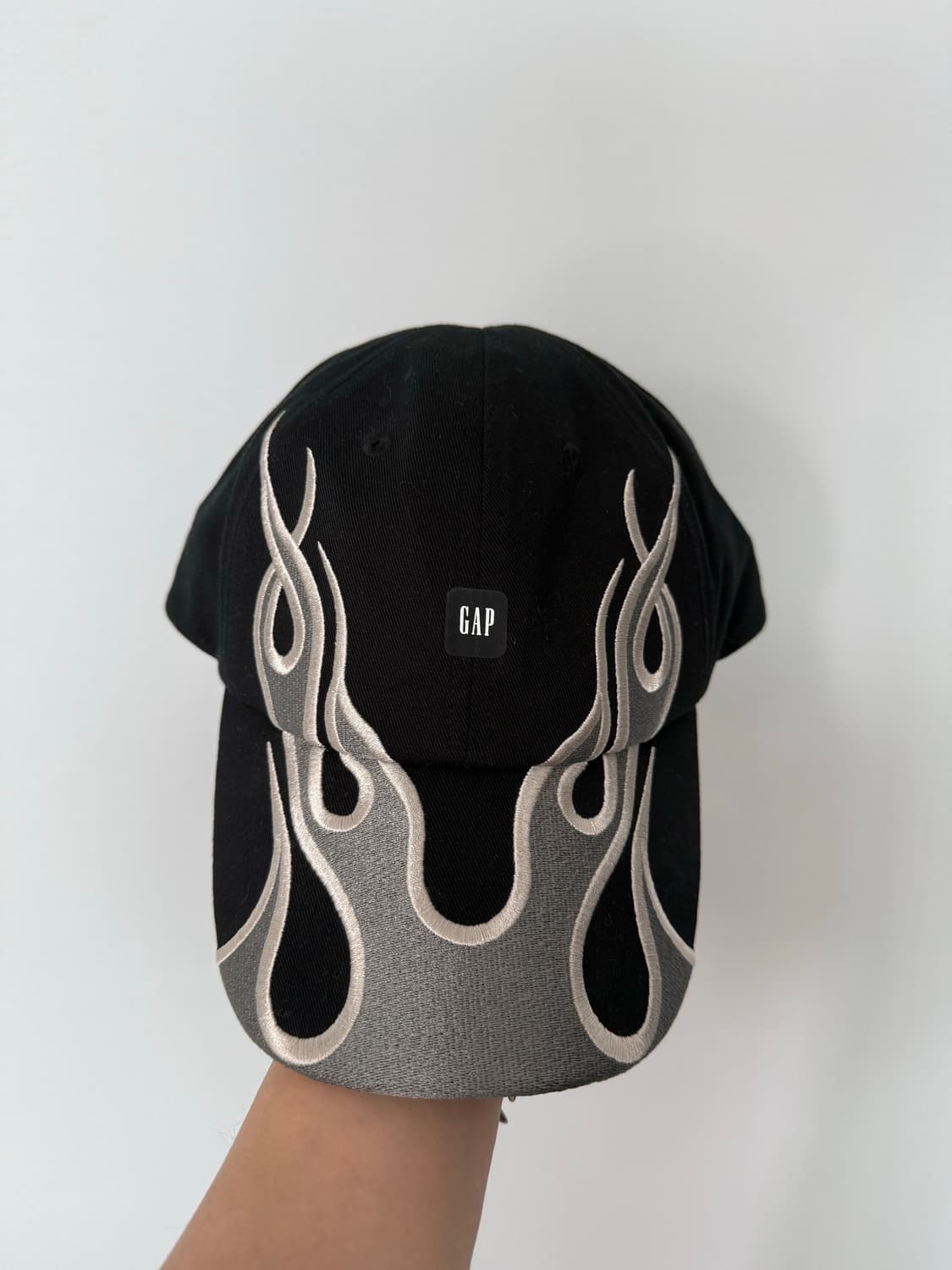 Yeezy Gap 엔지니어드 바이 발렌시아가 플레임 캡 블랙 상품이미지1