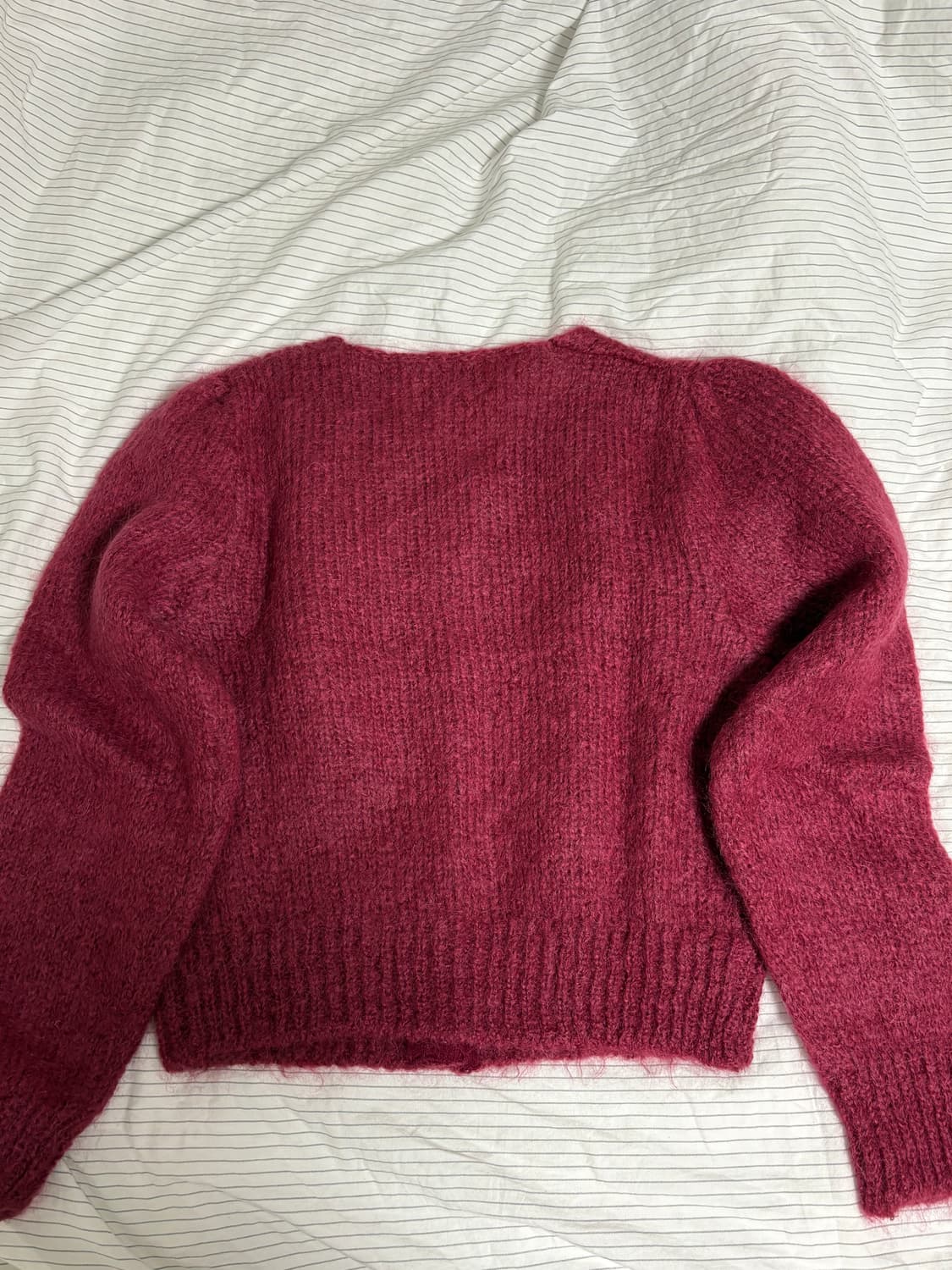 아모멘토 뉴그랜마가디건 NEW GRANDMA CARDIGAN 와인 상품이미지6