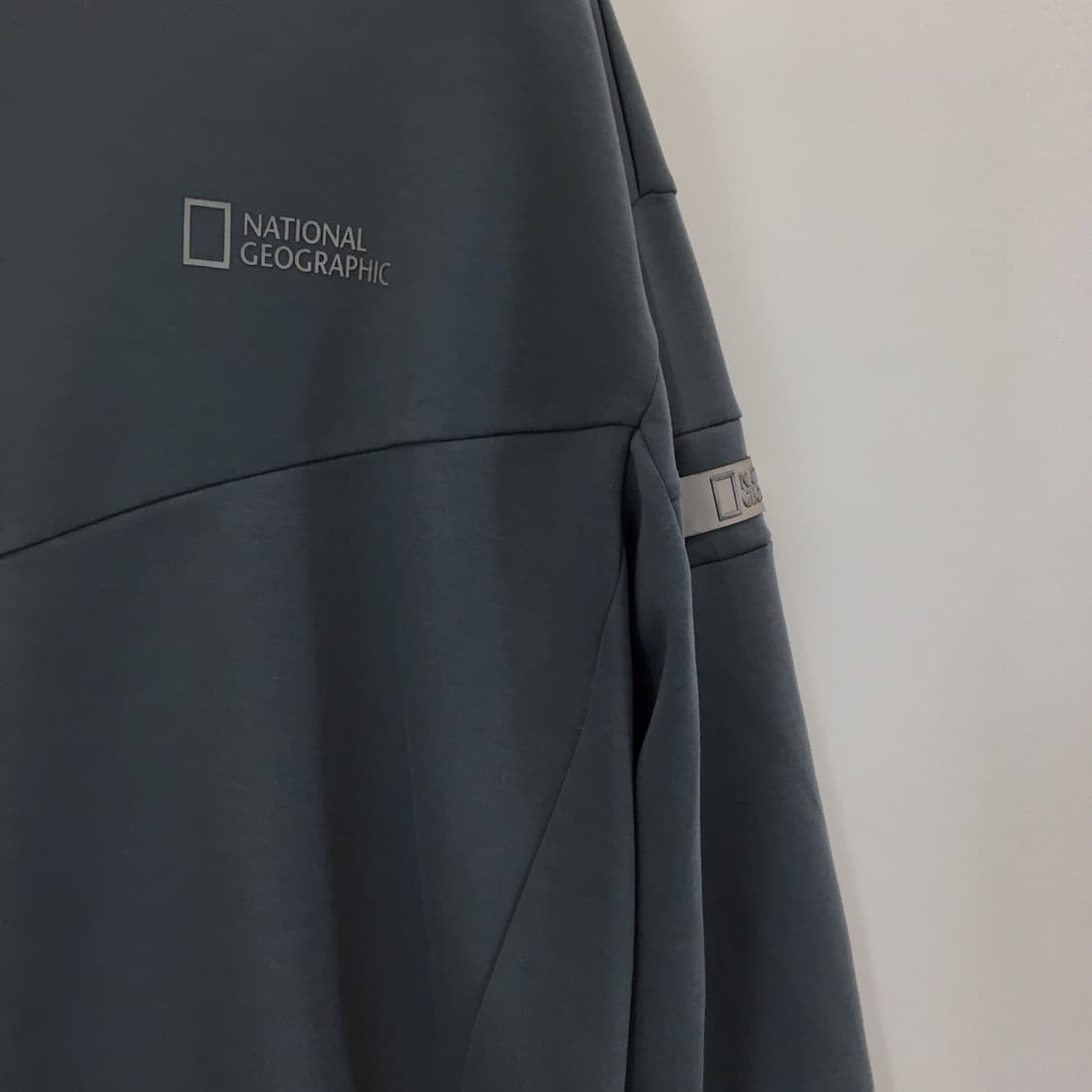 내셔널지오그래픽 블루핀 스웻셔츠 XL  상품이미지2