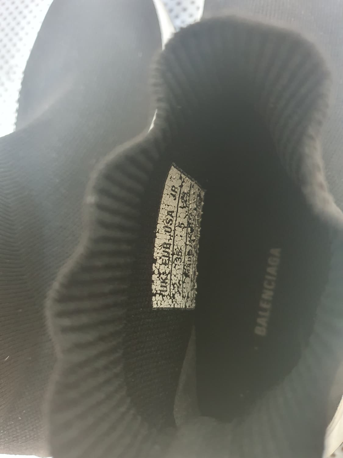 발렌시아가 스피드러너 상태좋고 깨끗해요 사이즈 35 상품이미지4