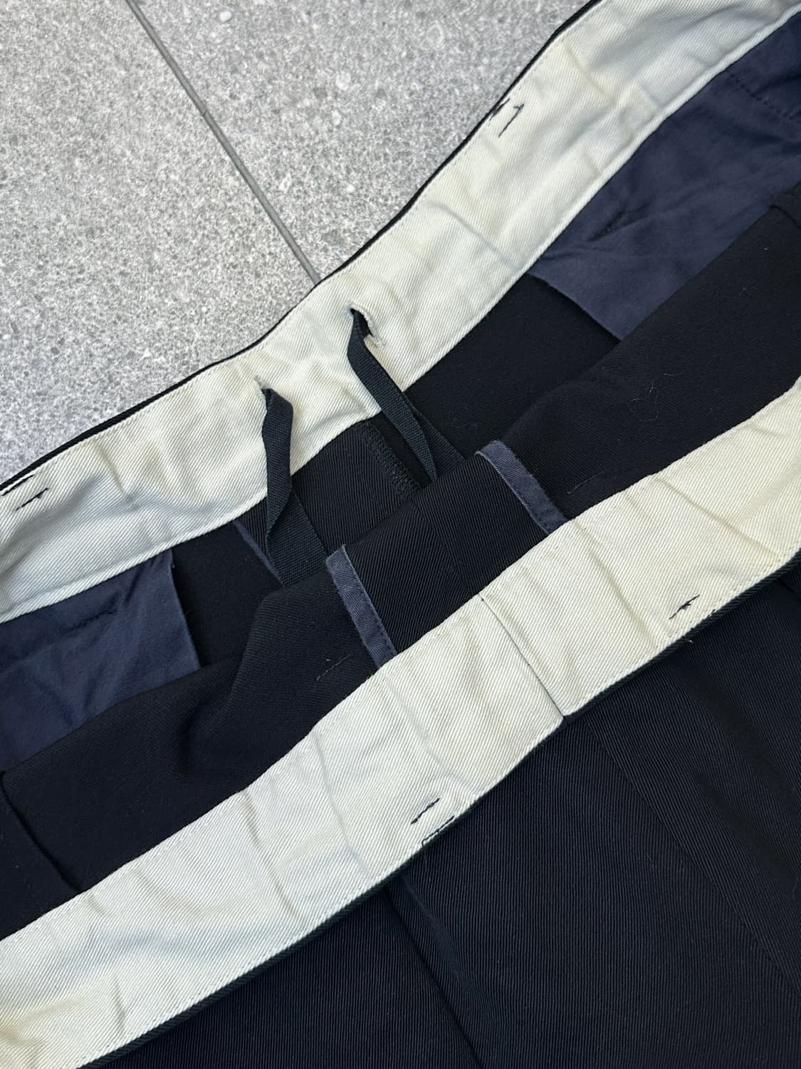 우루 도쿄 17AW 투턱 슬랙스 상품이미지3